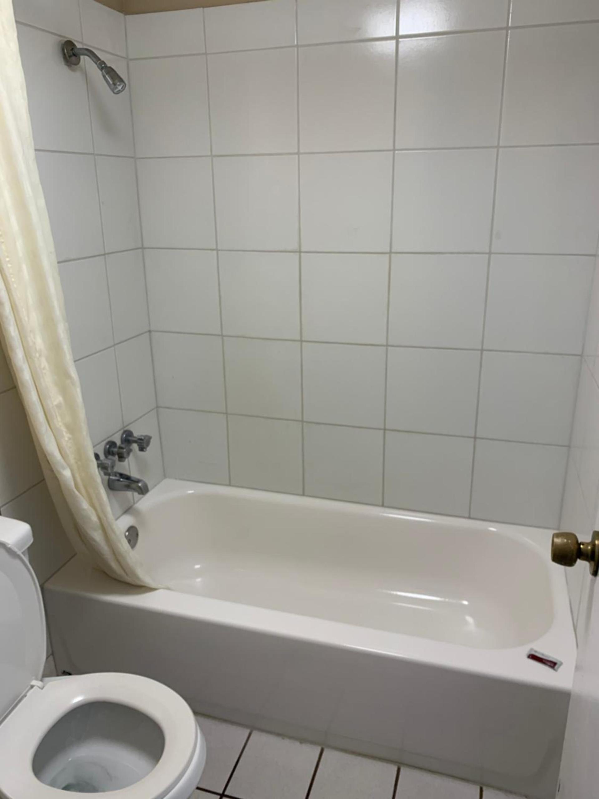 Budget Inn Motel photo 59