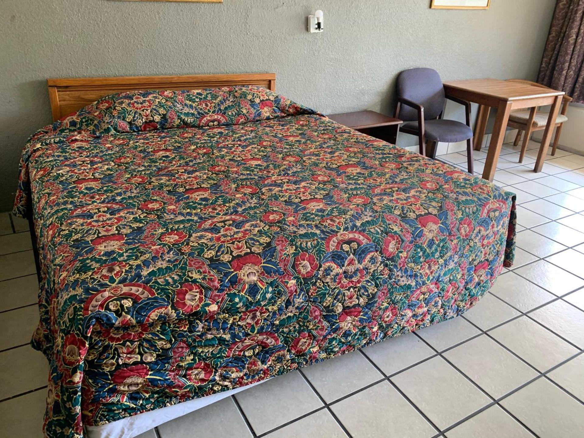 Budget Inn Motel photo 62