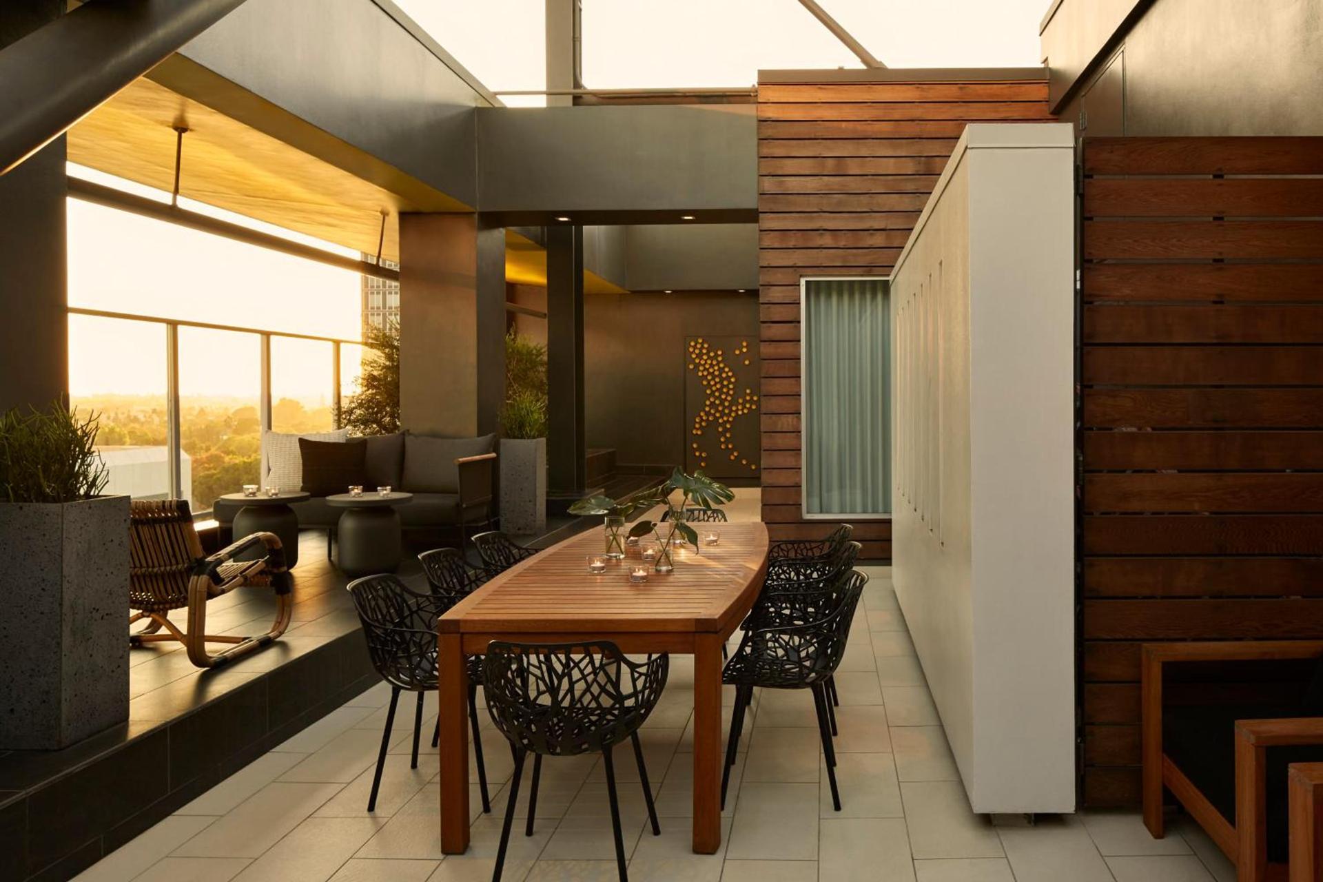 Kimpton Hotel Wilshire by IHG photo 10