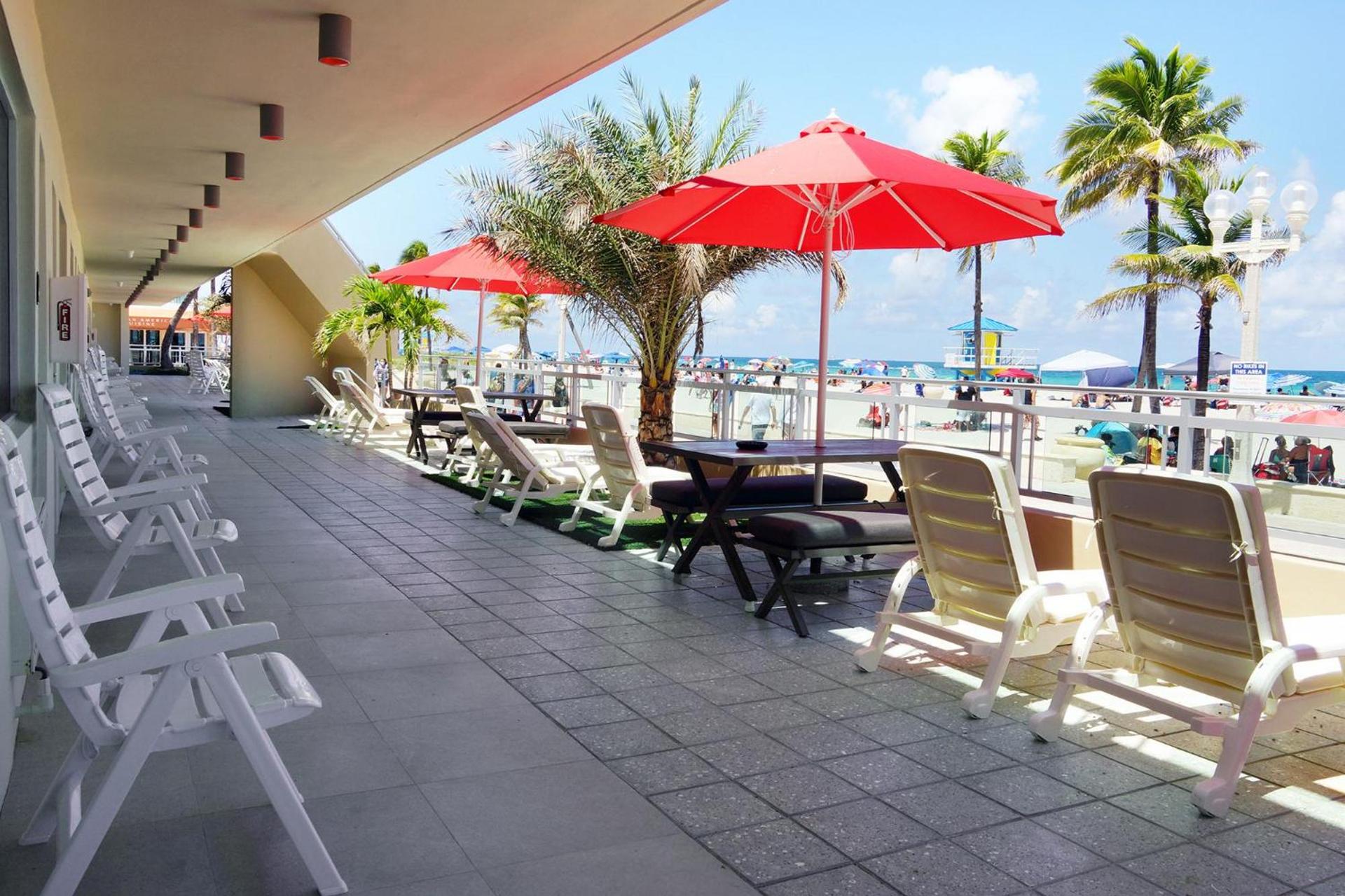 Diane Oceanfront Suites photo 9