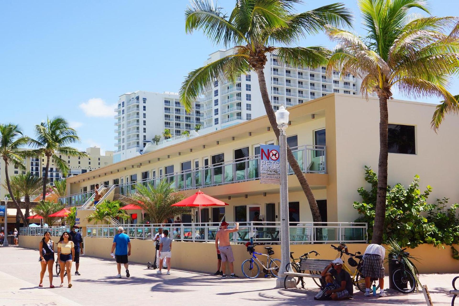 Diane Oceanfront Suites photo 4