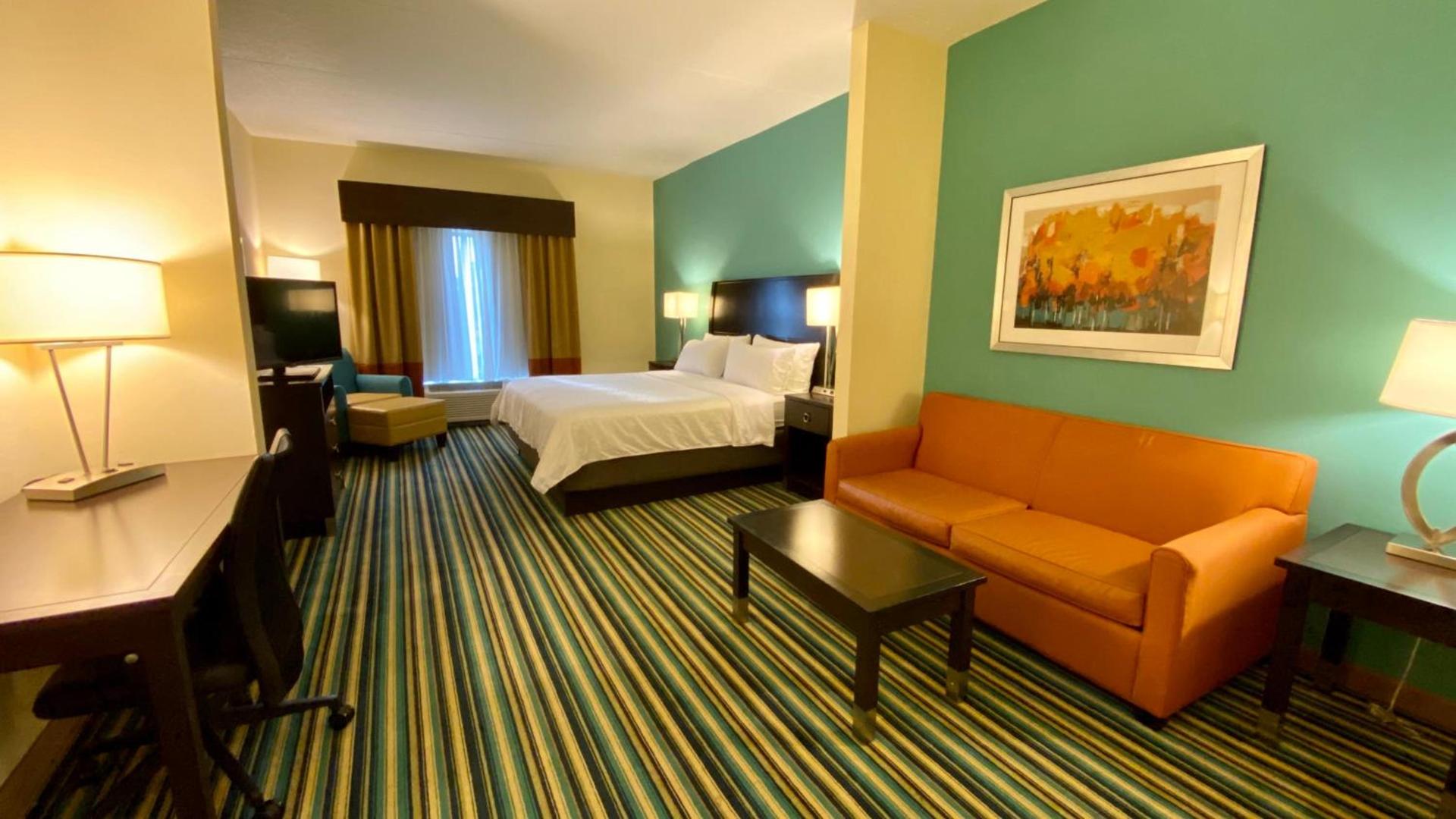 Holiday Inn Express Hotel & Suites Orlando East-UCF Area by IHG photo 41