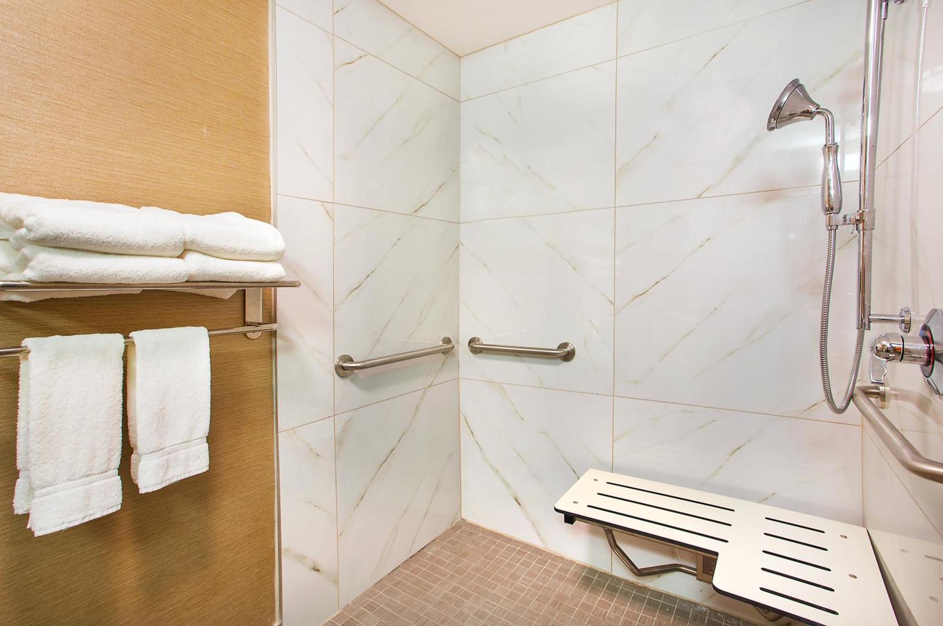 Holiday Inn Express Berea by IHG photo 13