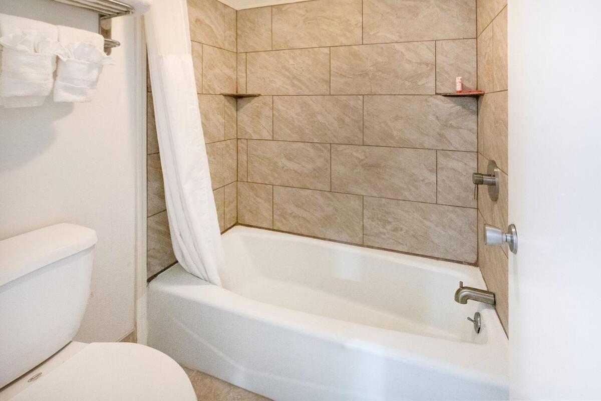 Hotel Eastin Atchison photo 5