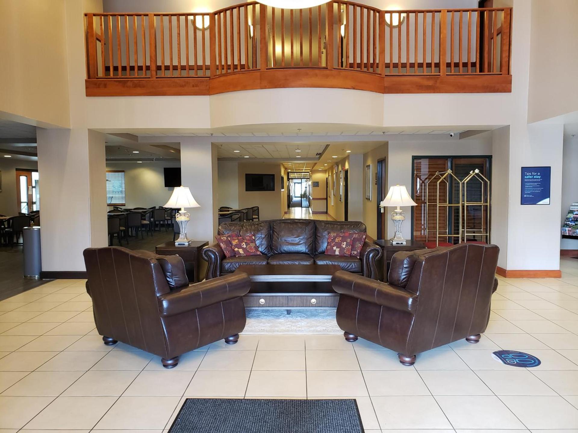 Wingate by Wyndham Coon Rapids photo 15