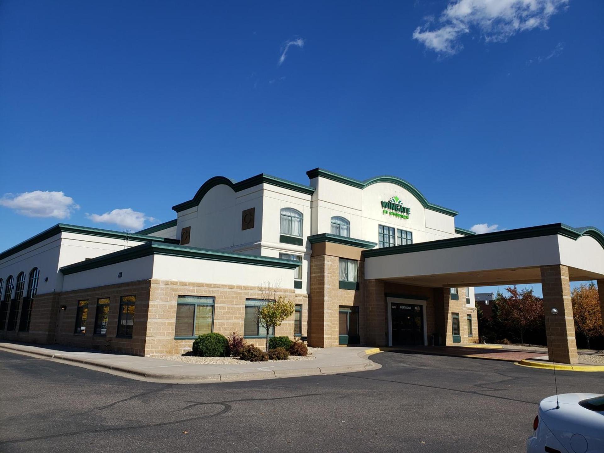 Wingate by Wyndham Coon Rapids photo 14