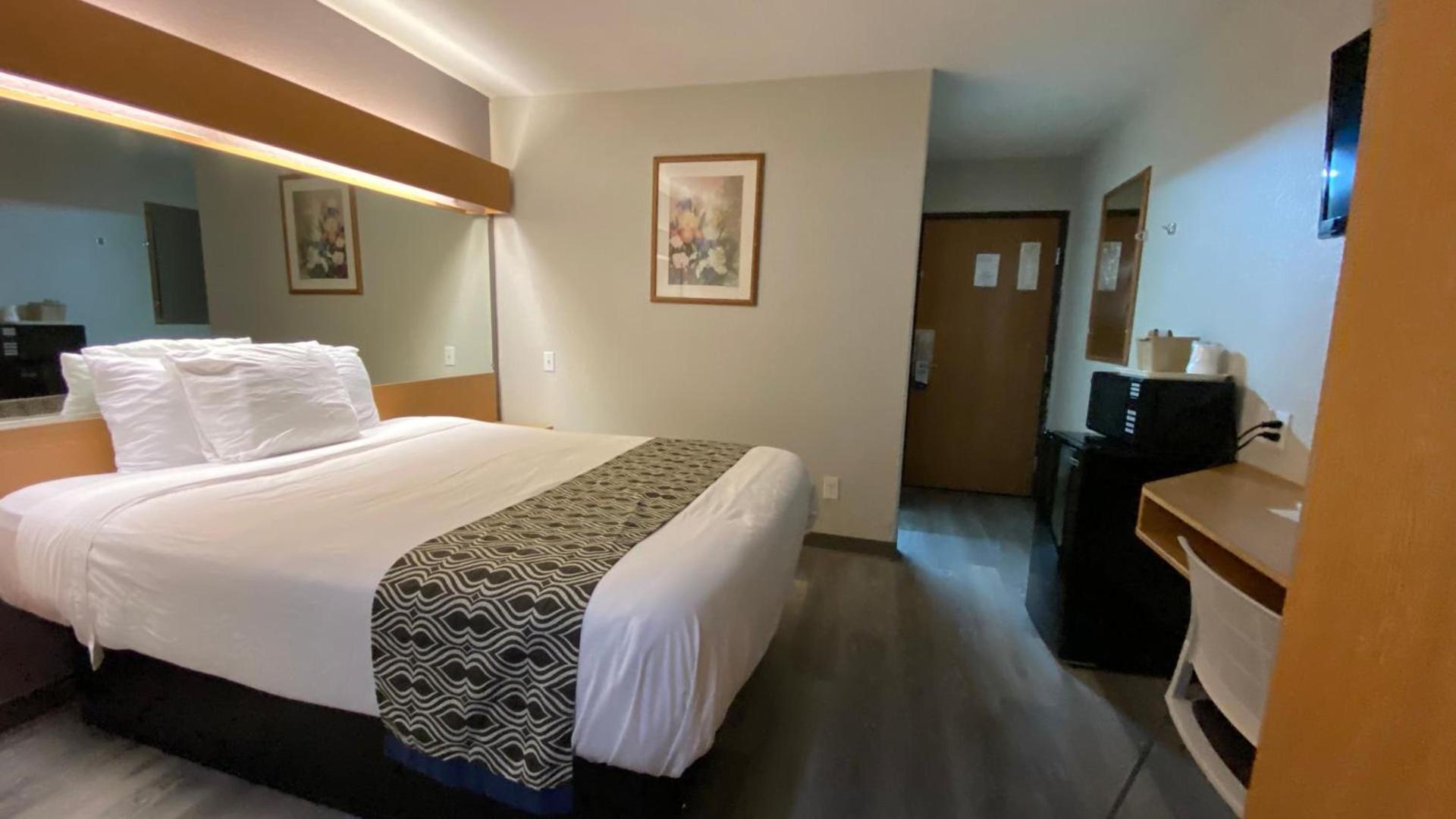 Microtel Inn & Suites by Wyndham Ardmore photo 33