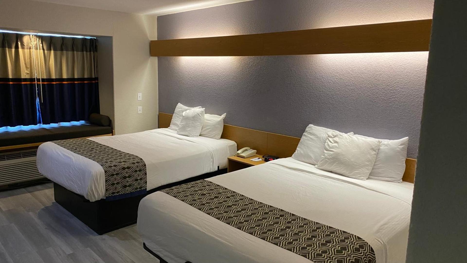 Microtel Inn & Suites by Wyndham Ardmore photo 23