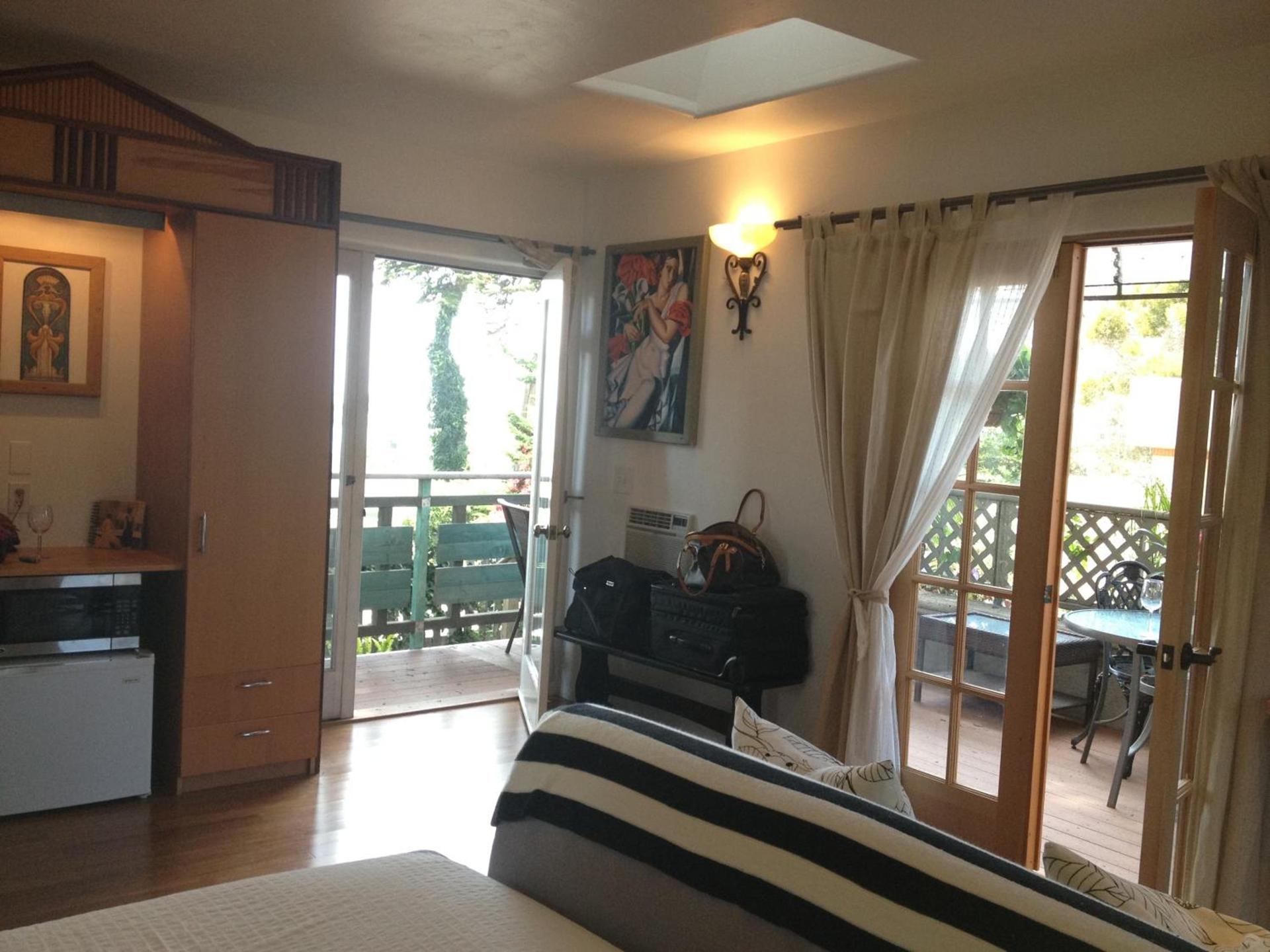 Les Artistes Inn photo 44