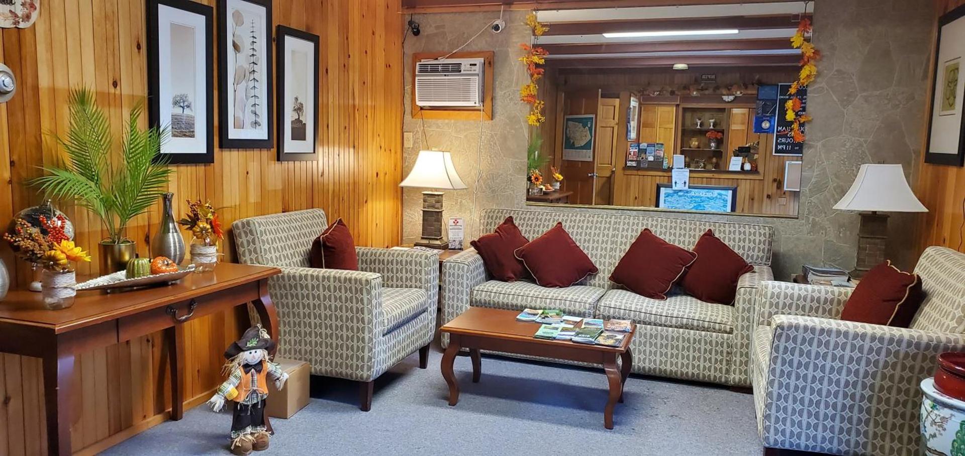 Red Ranch Inn photo 14