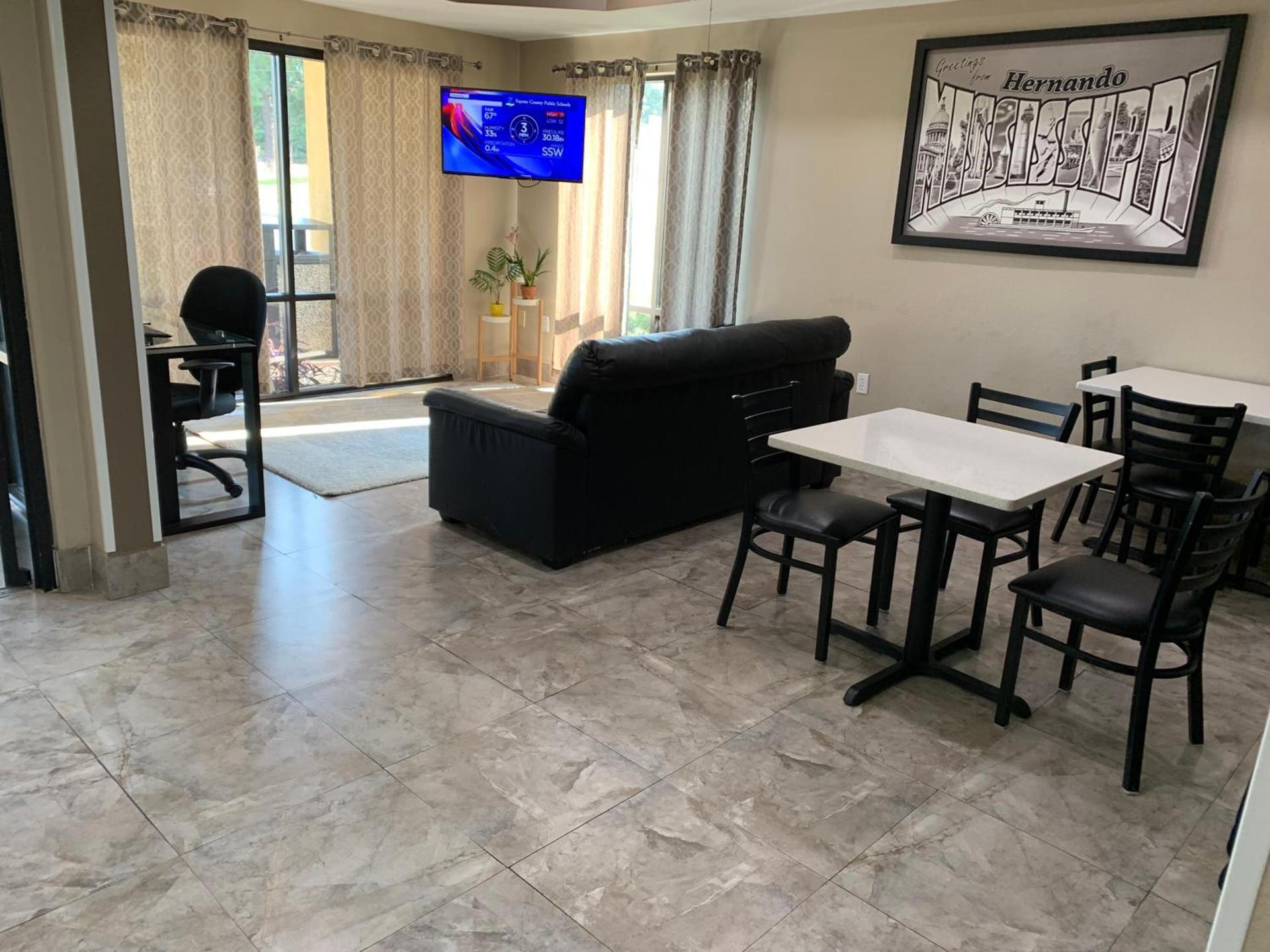 Super 8 by Wyndham Hernando photo 21