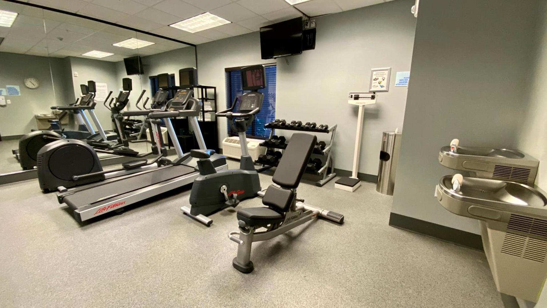 Holiday Inn Express Hotel & Suites Orlando East-UCF Area by IHG photo 14
