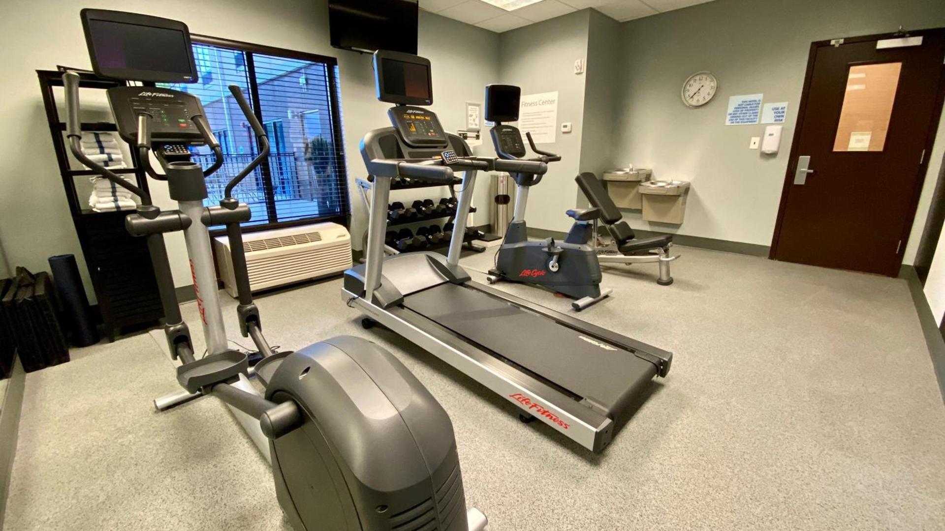 Holiday Inn Express Hotel & Suites Orlando East-UCF Area by IHG photo 16
