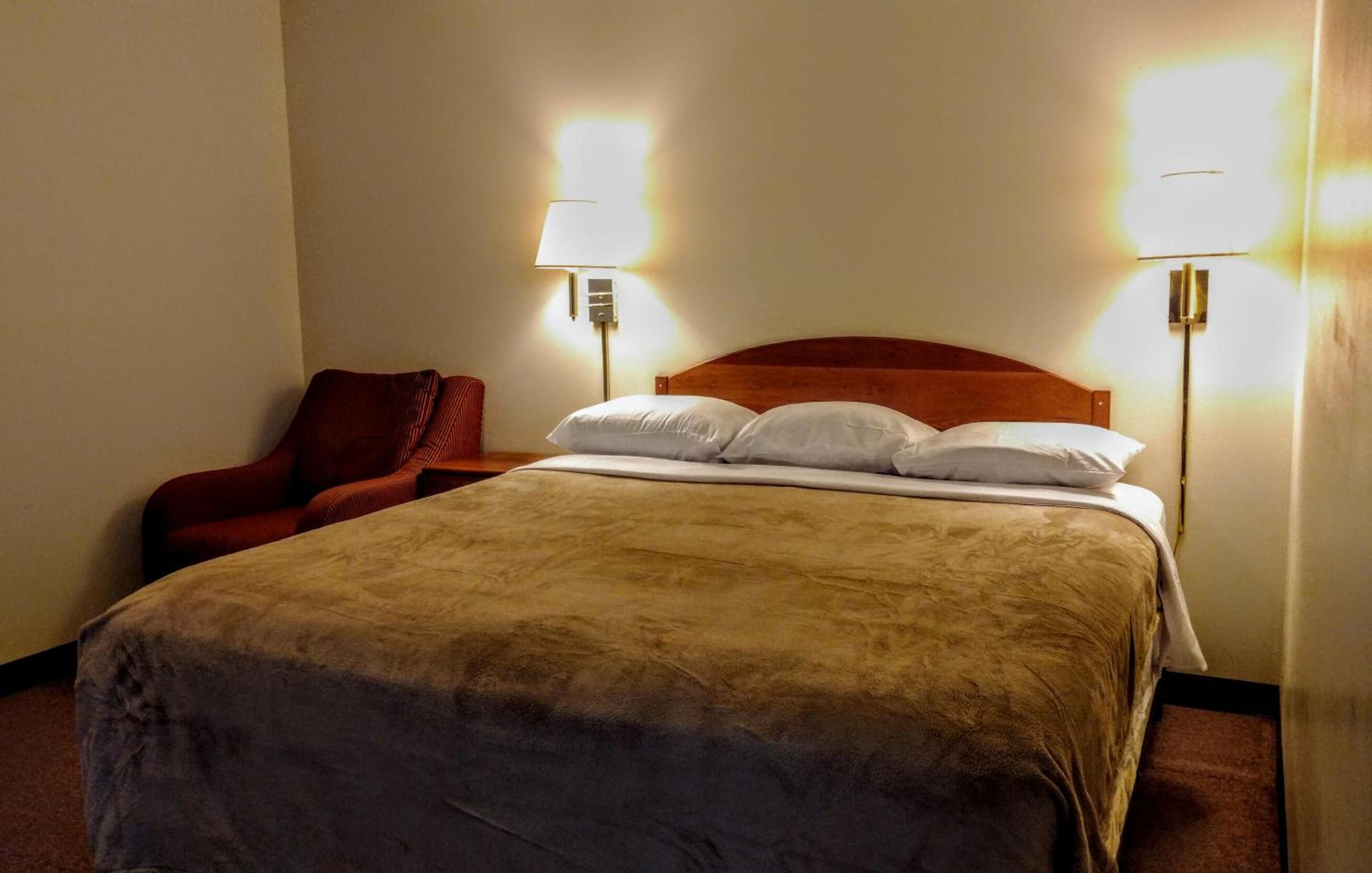 Driftwood Motel photo 17