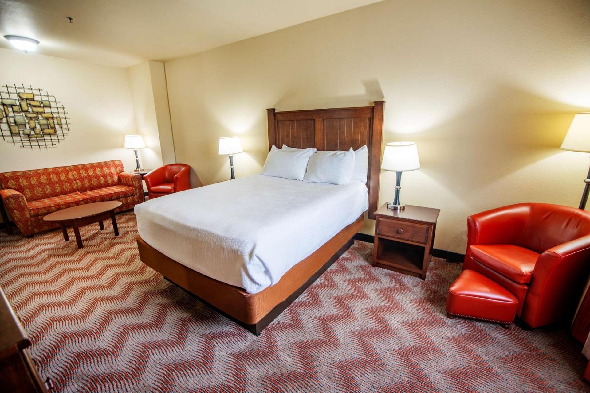 Best Western PLUS Cimarron Hotel & Suites photo 8