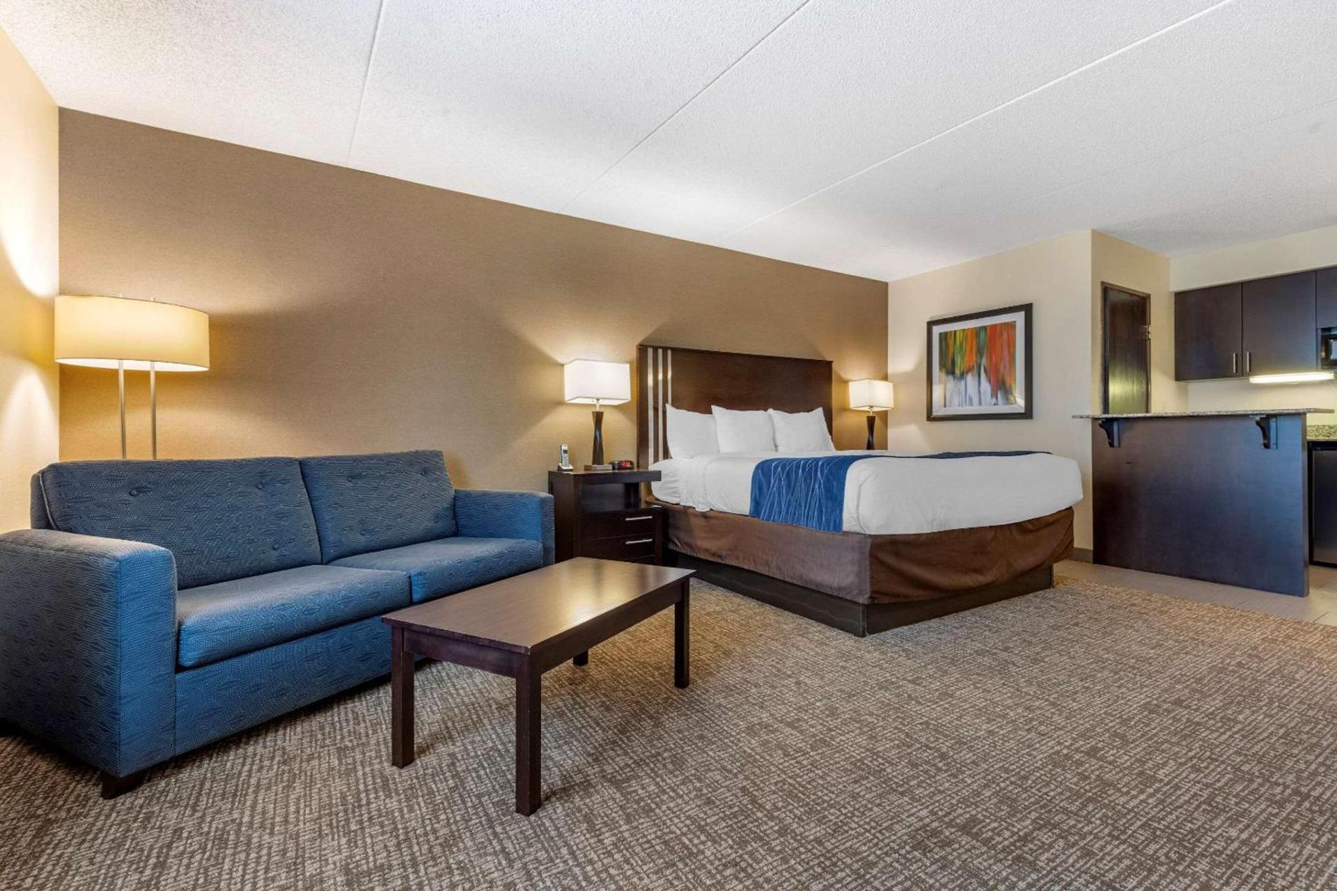 Comfort Inn & Suites Butler photo 18