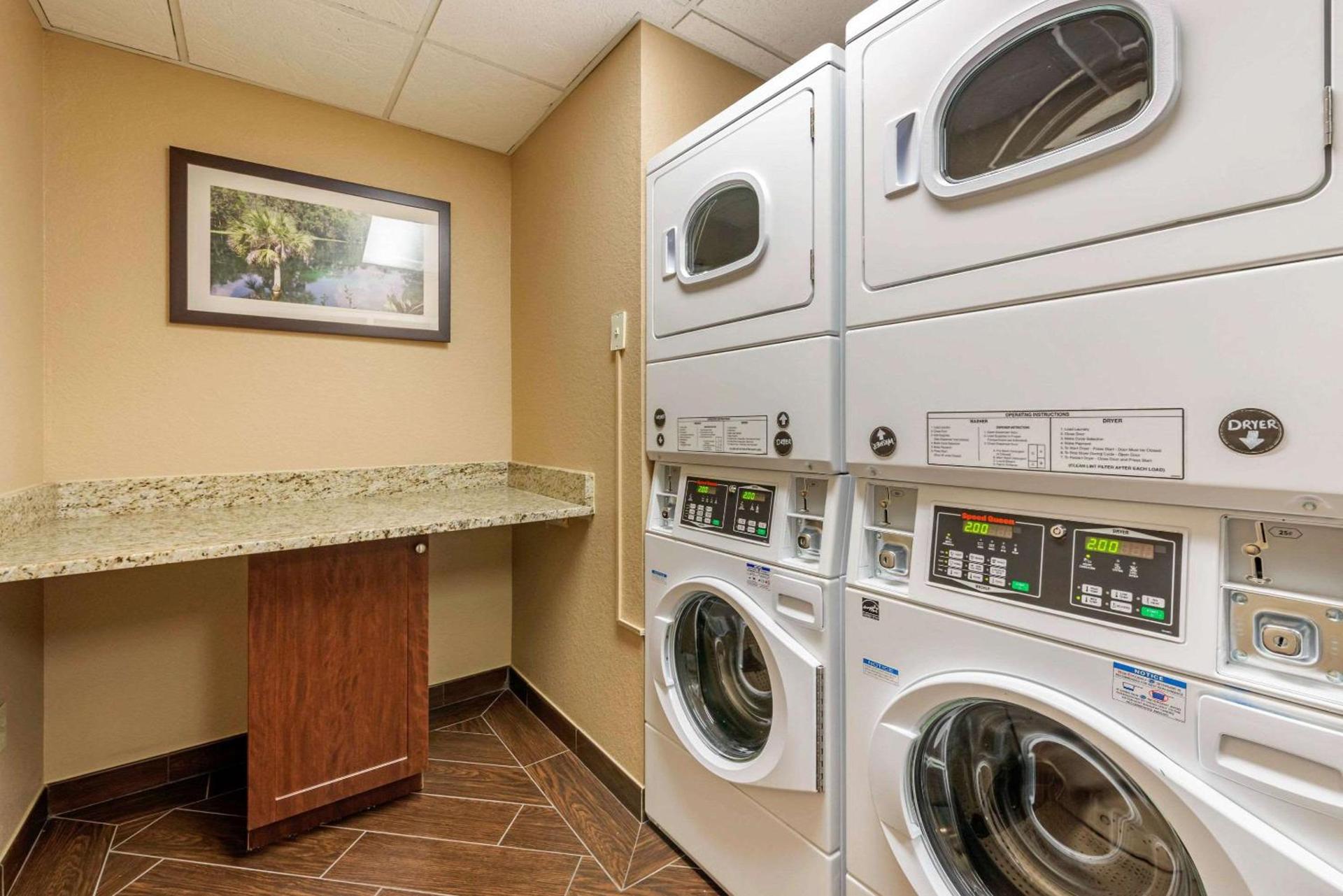 Comfort Suites Lady Lake - The Villages photo 19