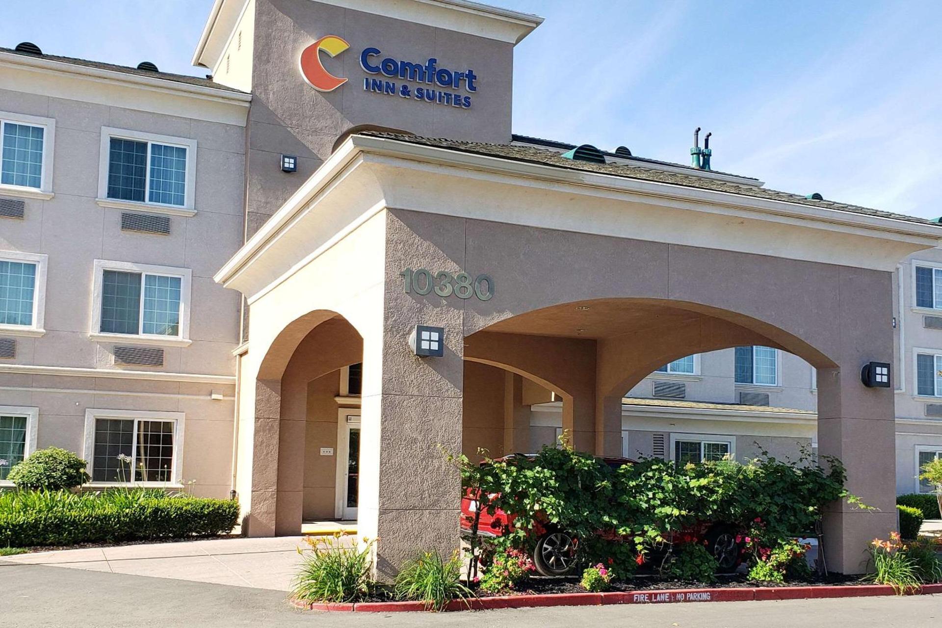 Comfort Inn & Suites Galt - Lodi North — hotel in Galt