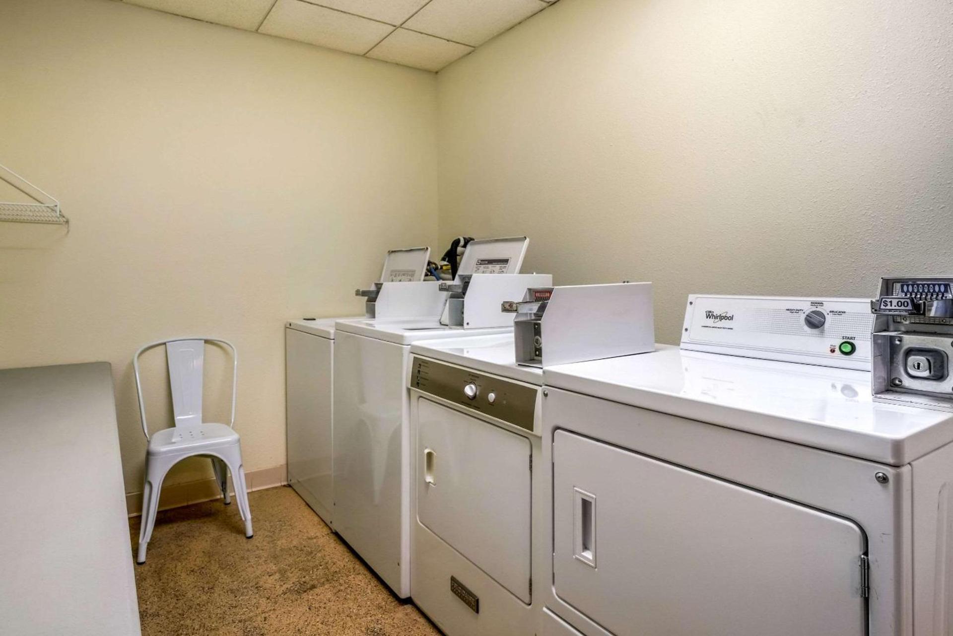 Comfort Inn & Suites Galt - Lodi North photo 46