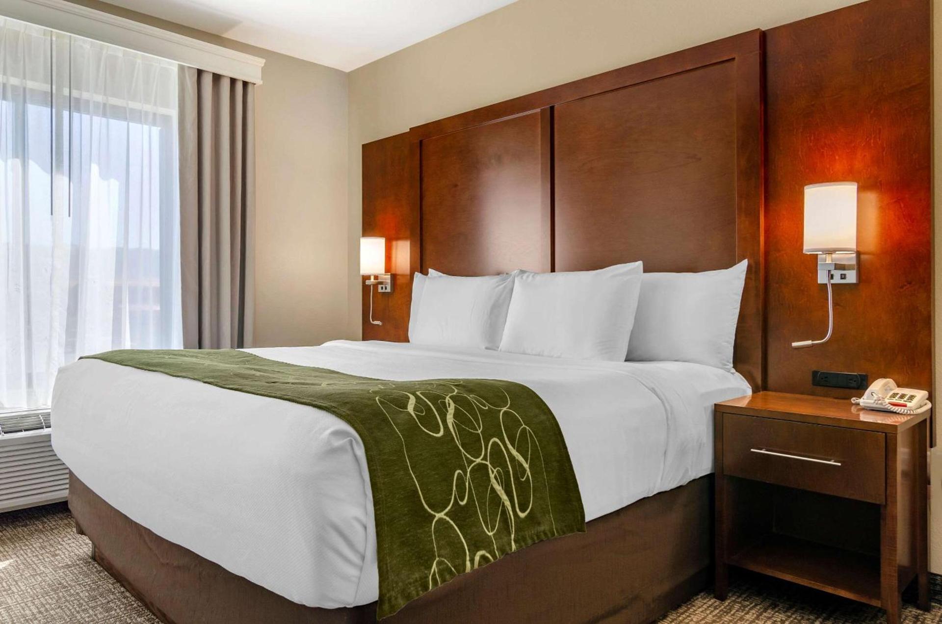 Comfort Suites Helena Airport photo 11