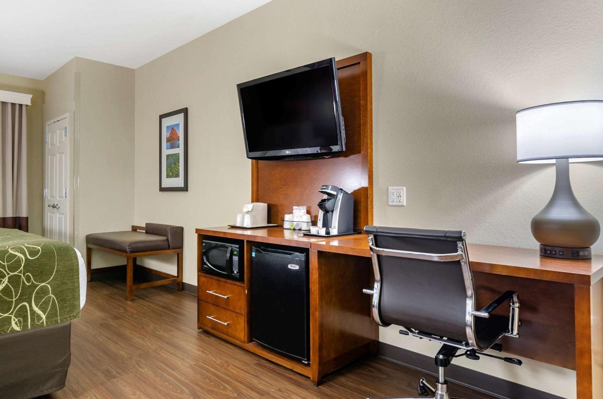 Comfort Suites Helena Airport photo 15