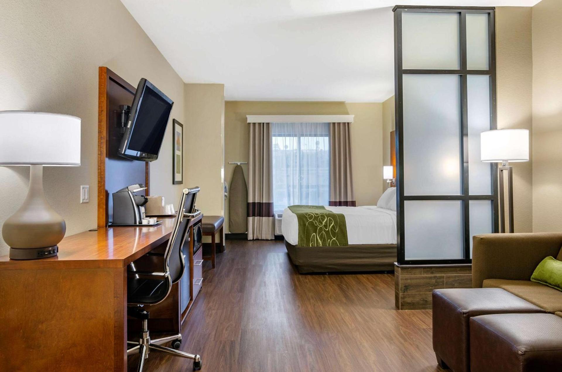 Comfort Suites Helena Airport photo 19