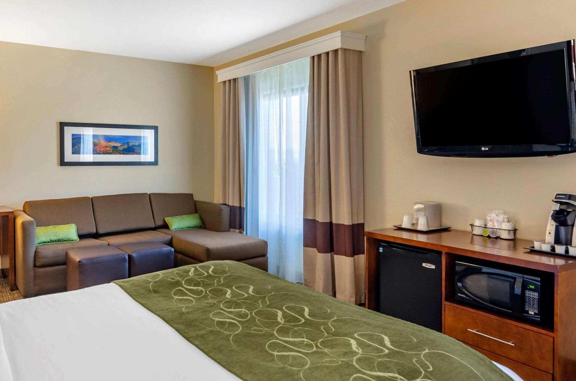 Comfort Suites Helena Airport photo 21