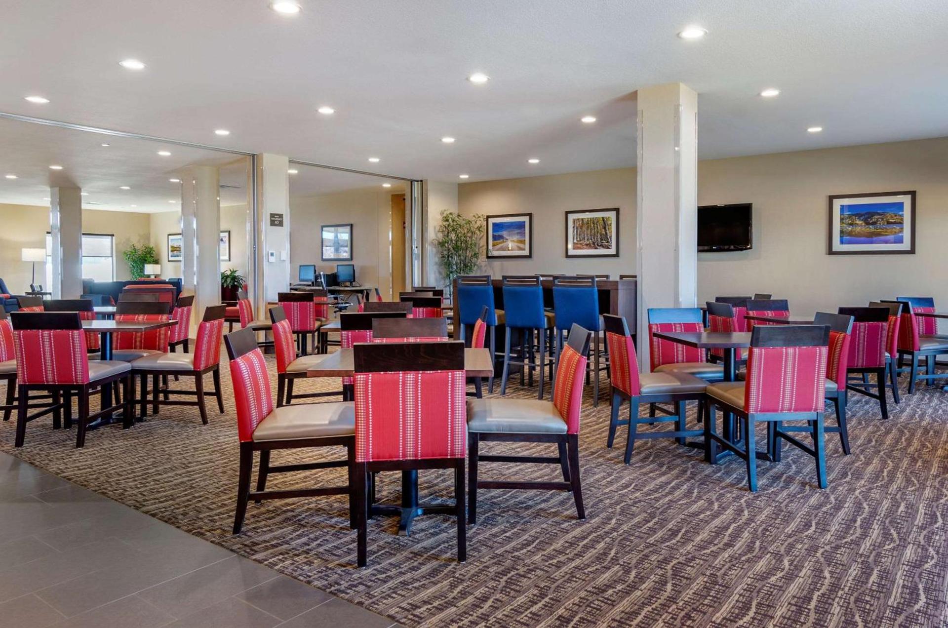 Comfort Suites Helena Airport photo 27