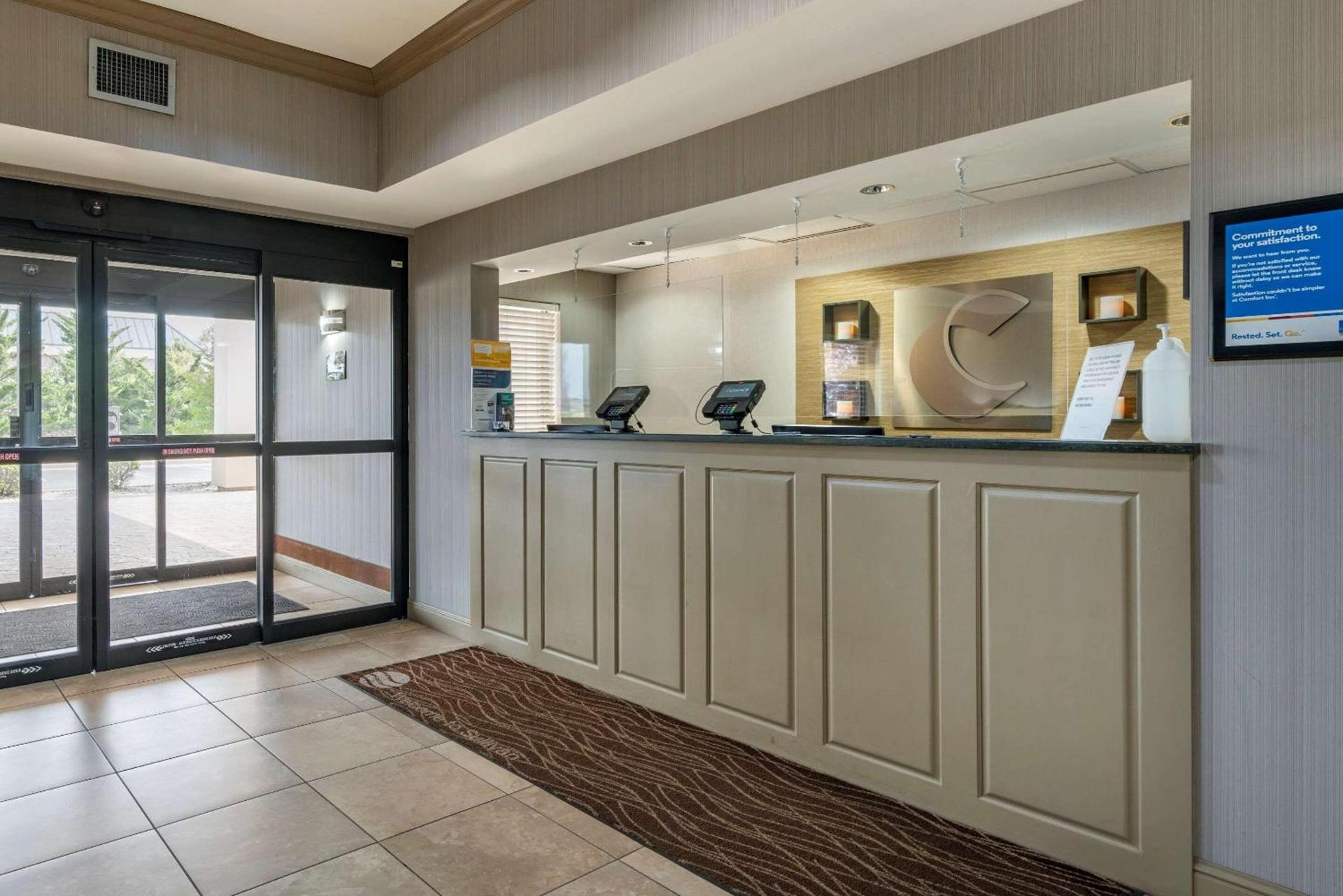 Comfort Inn Sullivan photo 4
