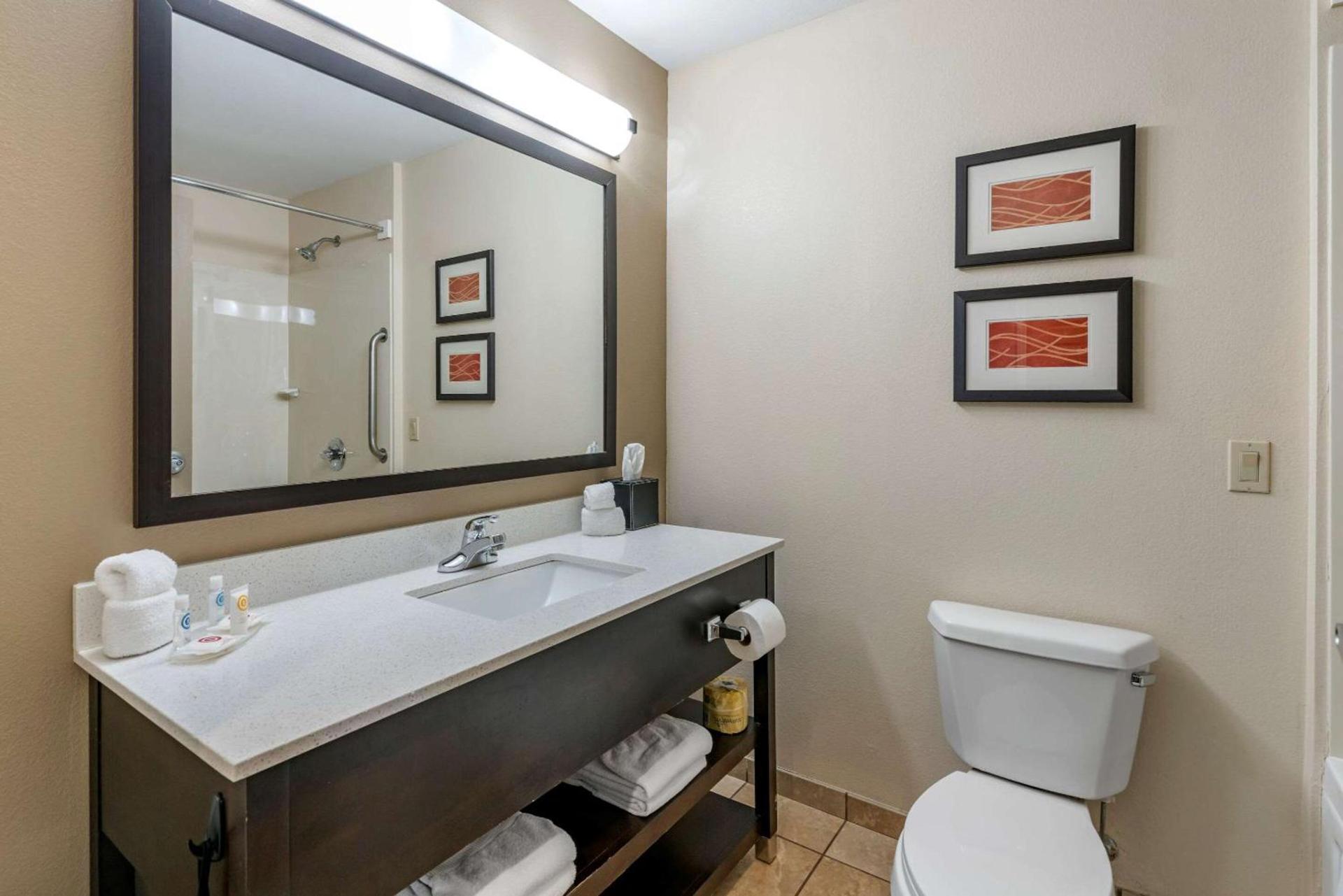 Comfort Inn Sullivan photo 8