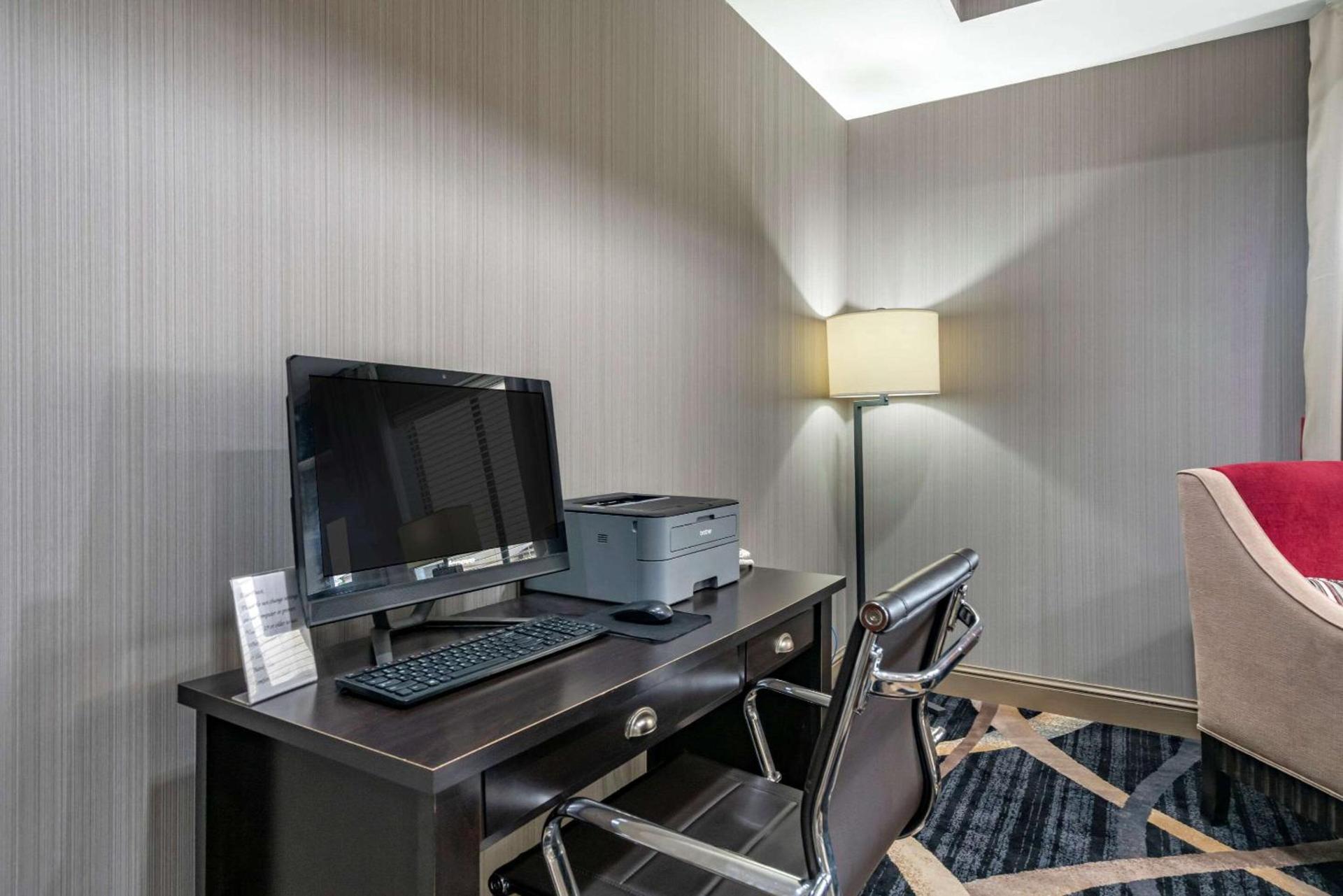Comfort Inn Sullivan photo 26