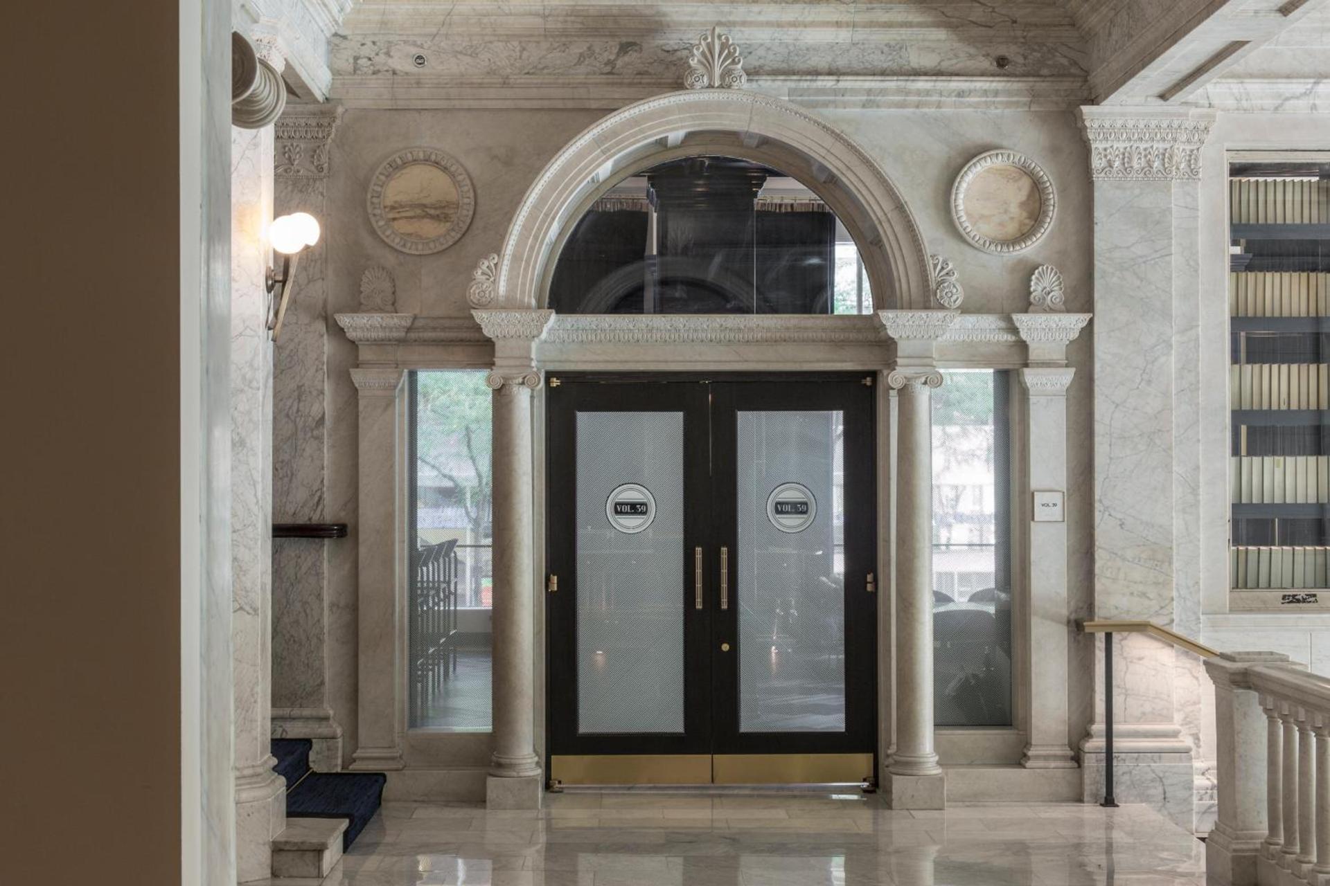 Kimpton Gray Hotel Chicago by IHG photo 6