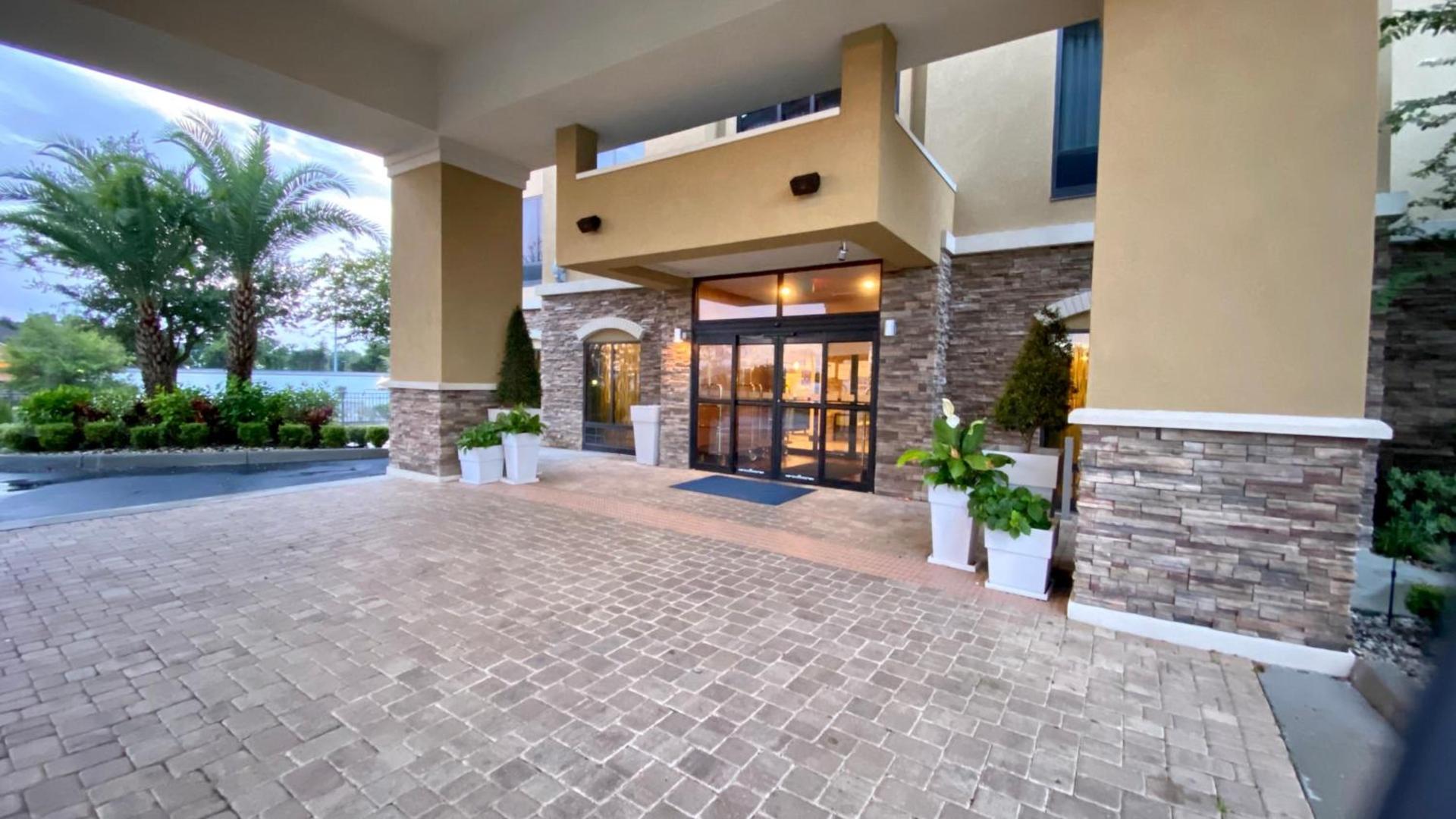 Holiday Inn Express Hotel & Suites Orlando East-UCF Area by IHG photo 26