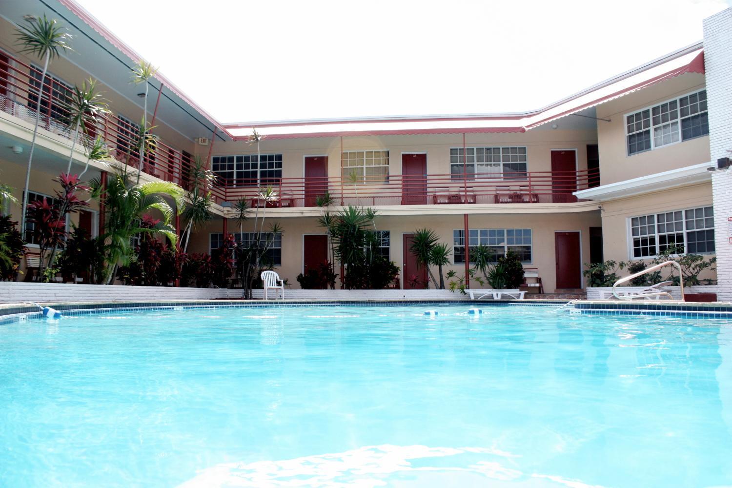 Beach and Town Motel photo 16