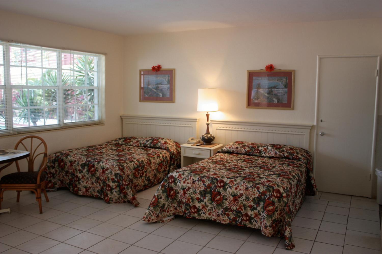 Beach and Town Motel photo 18