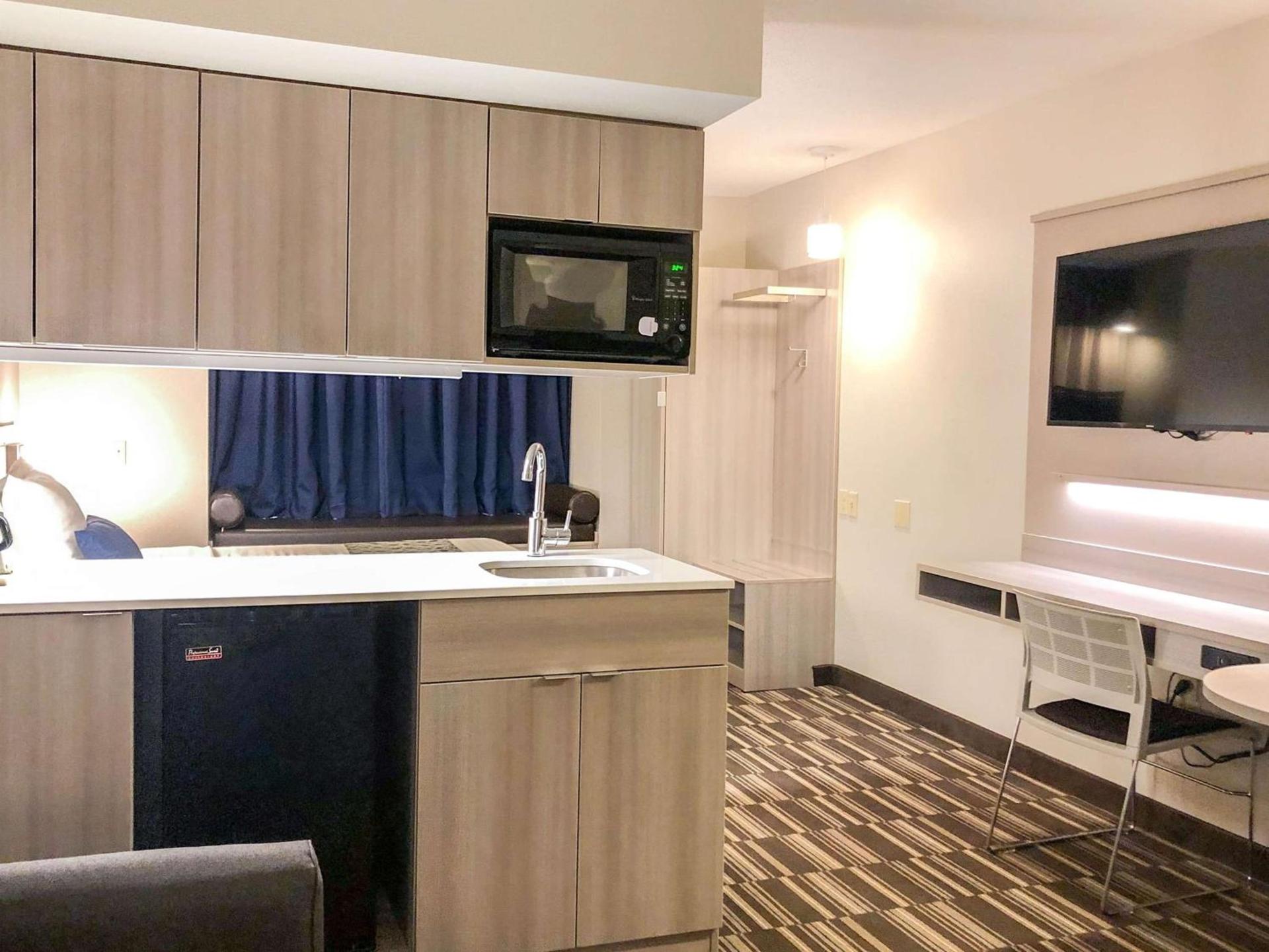 Microtel Inn & Suites by Wyndham Eagan/St Paul photo 15