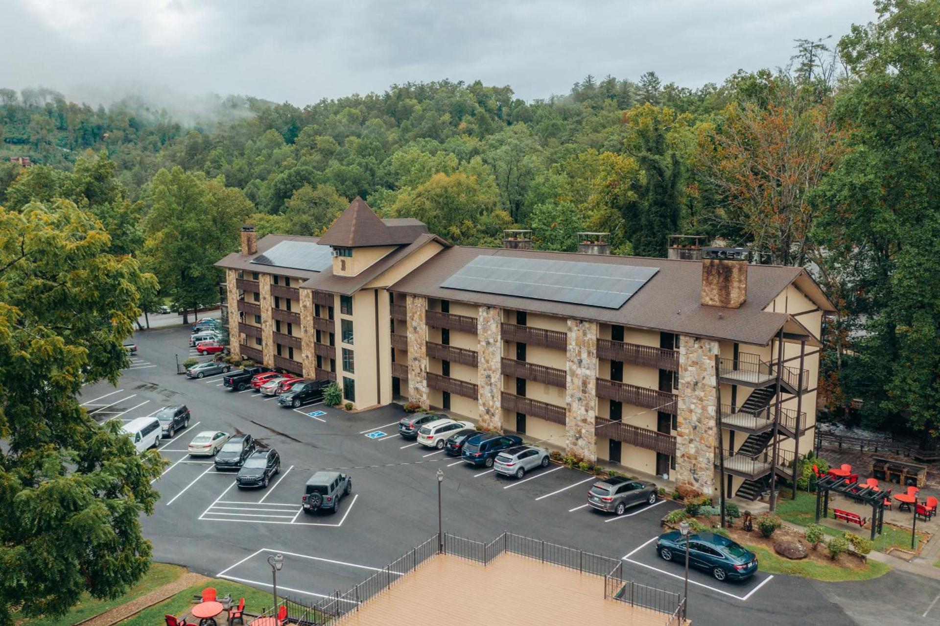 Brookside Lodge - Gatlinburg - On the River photo 21
