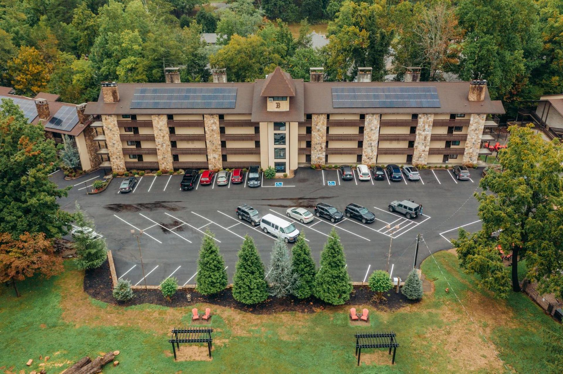 Brookside Lodge - Gatlinburg - On the River photo 22