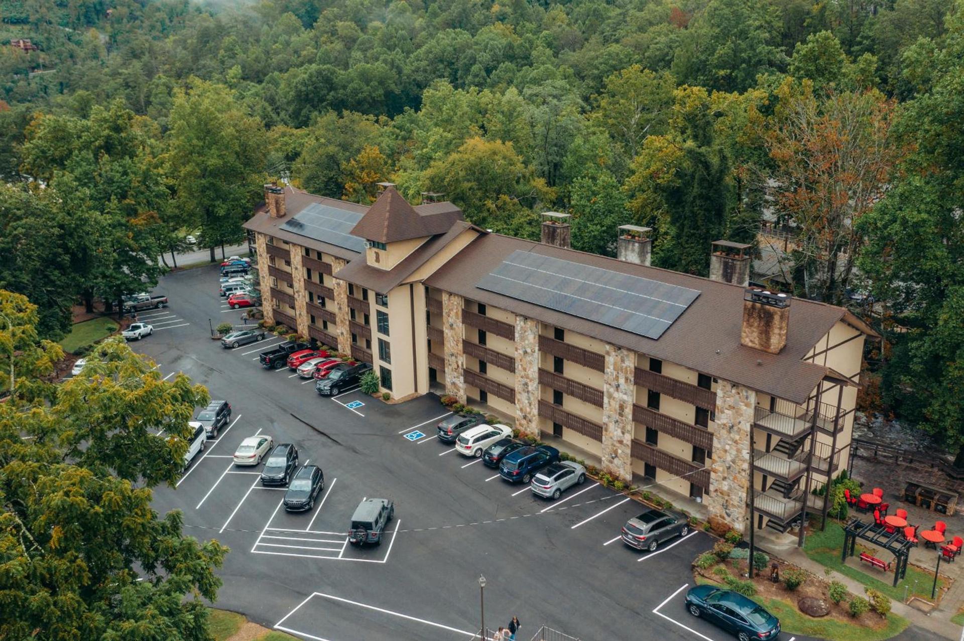 Brookside Lodge - Gatlinburg - On the River photo 23