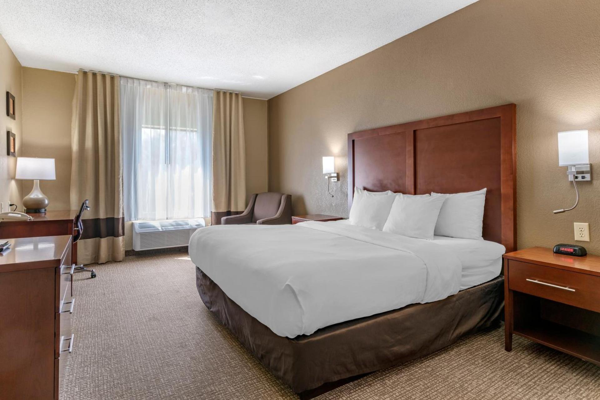 Comfort Inn & Suites St Louis-O'Fallon photo 44