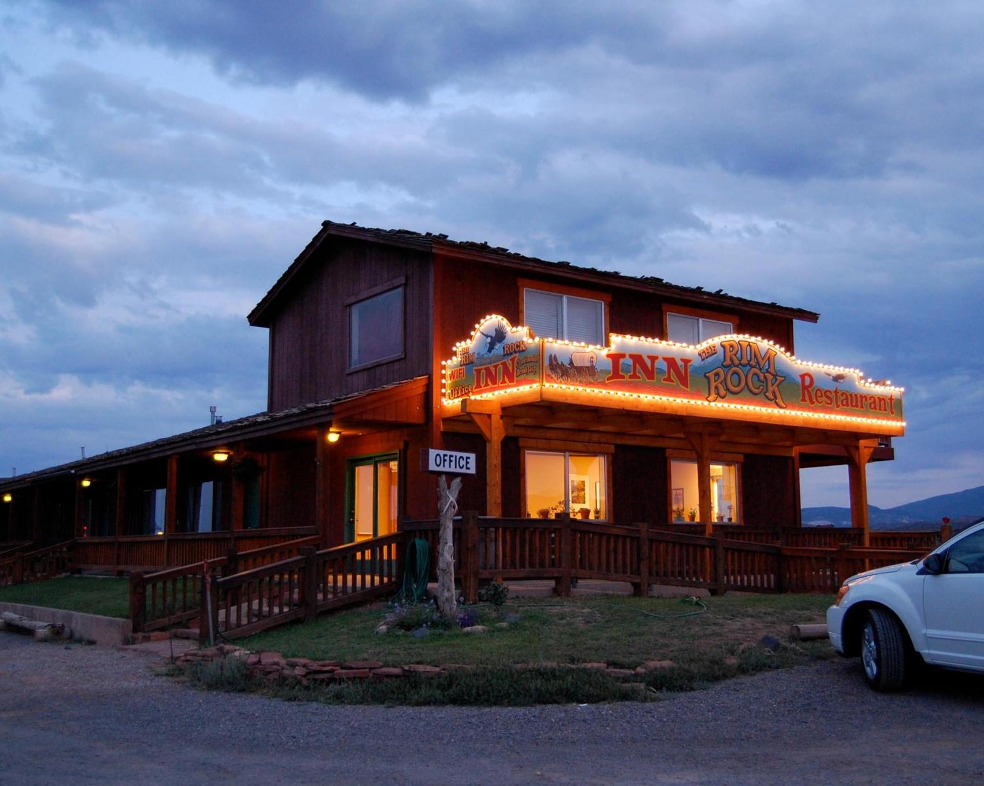 The Rim Rock Inn — hotel in Torrey