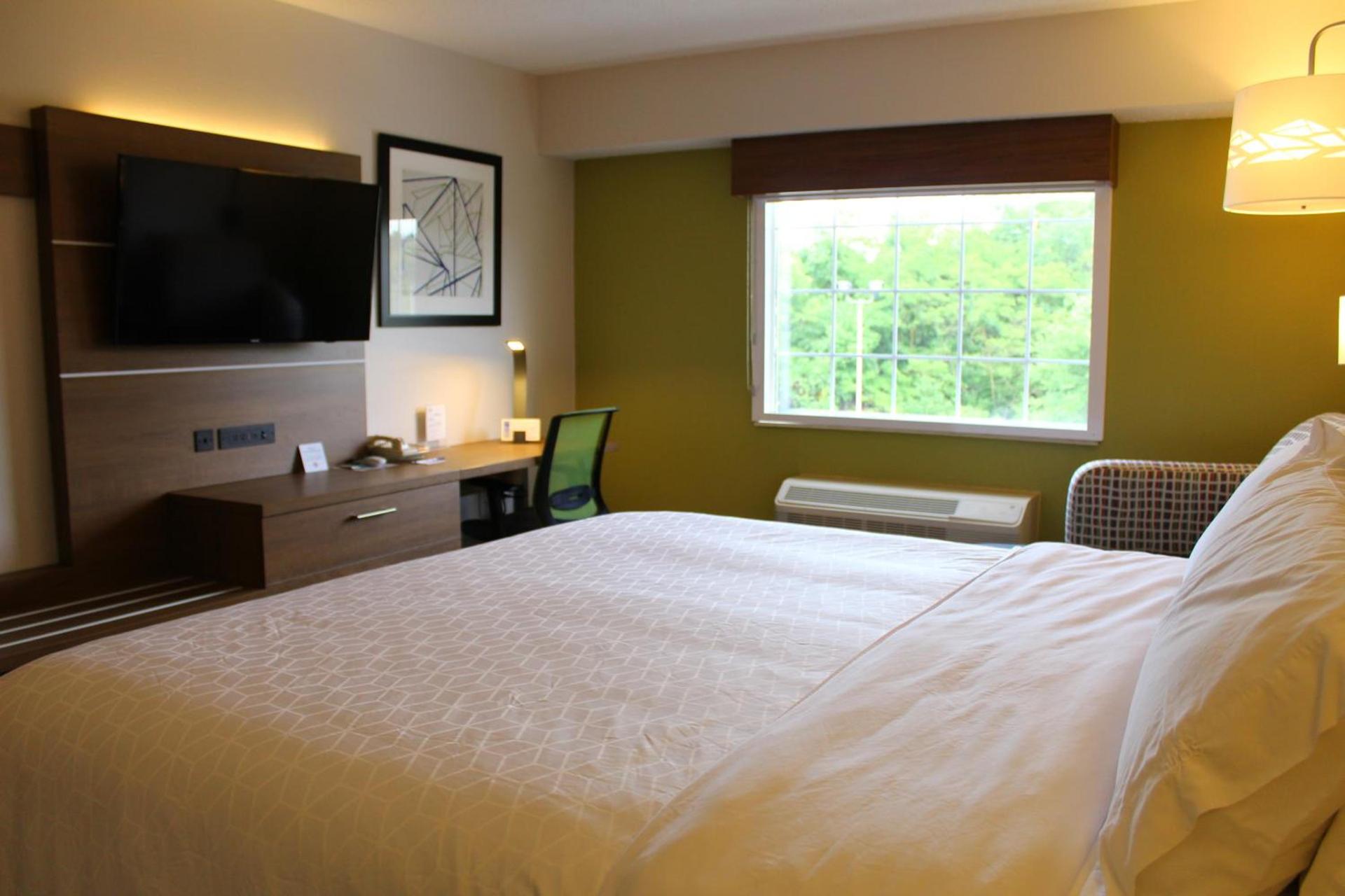 Holiday Inn Express Murrysville - Delmont by IHG photo 22