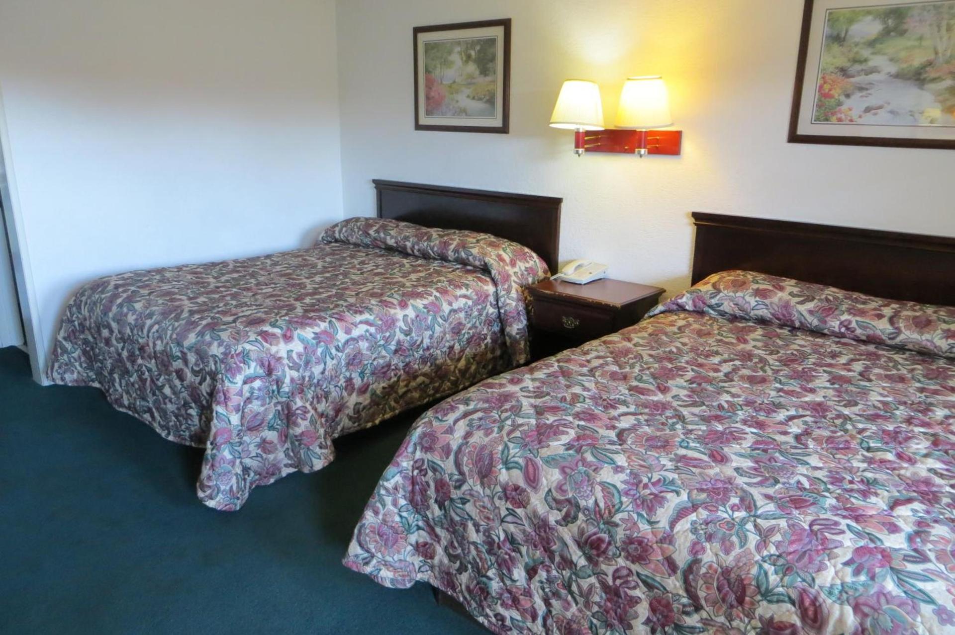 Capri Motel photo 21