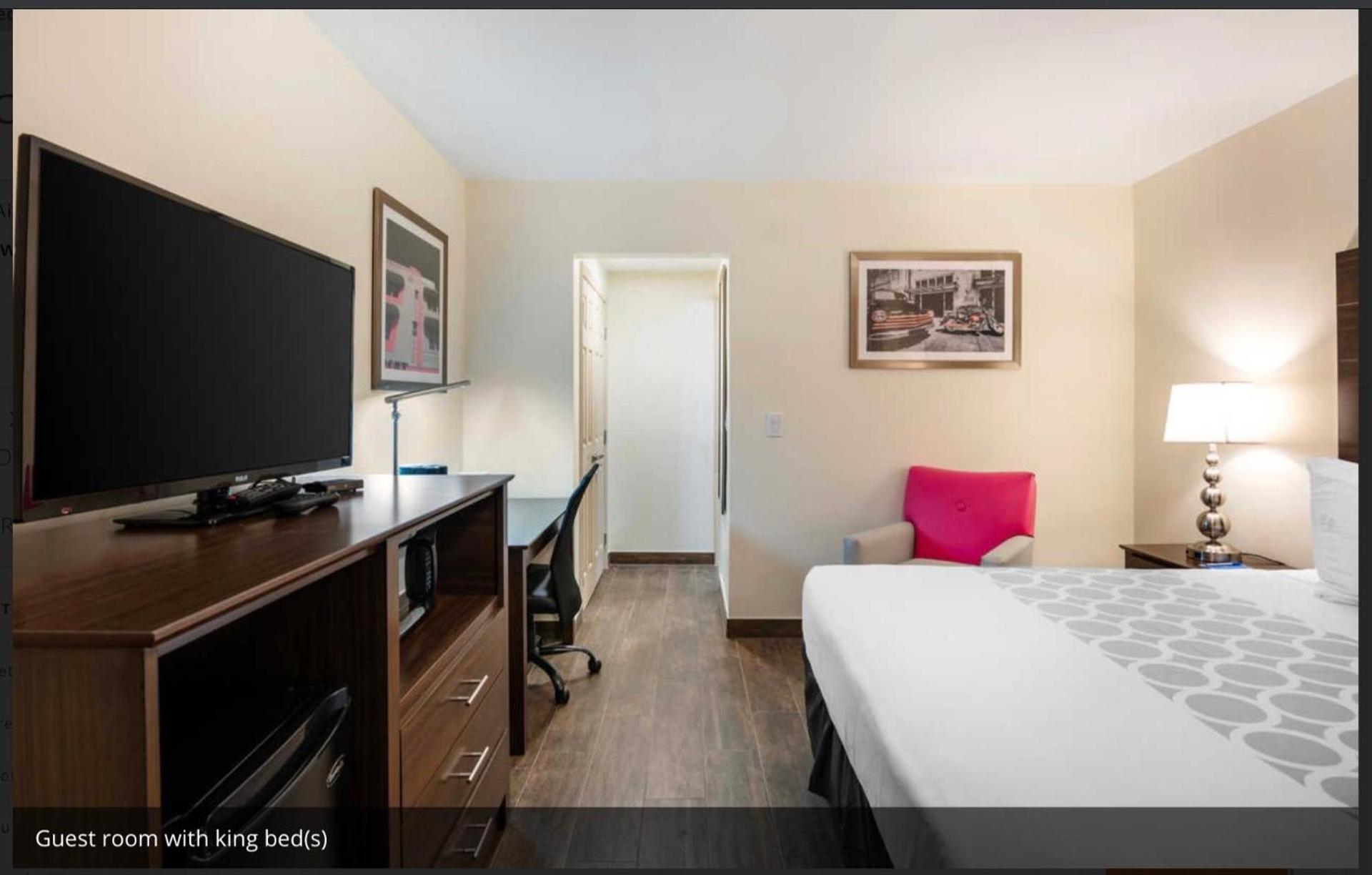 Downtown Hollywood Gardens Inn & Suites photo 4