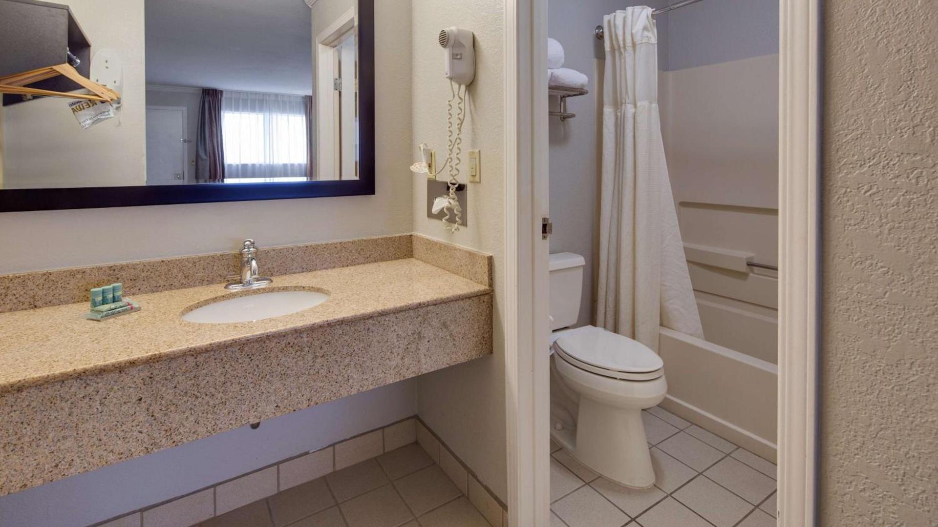 Best Western Clermont photo 26