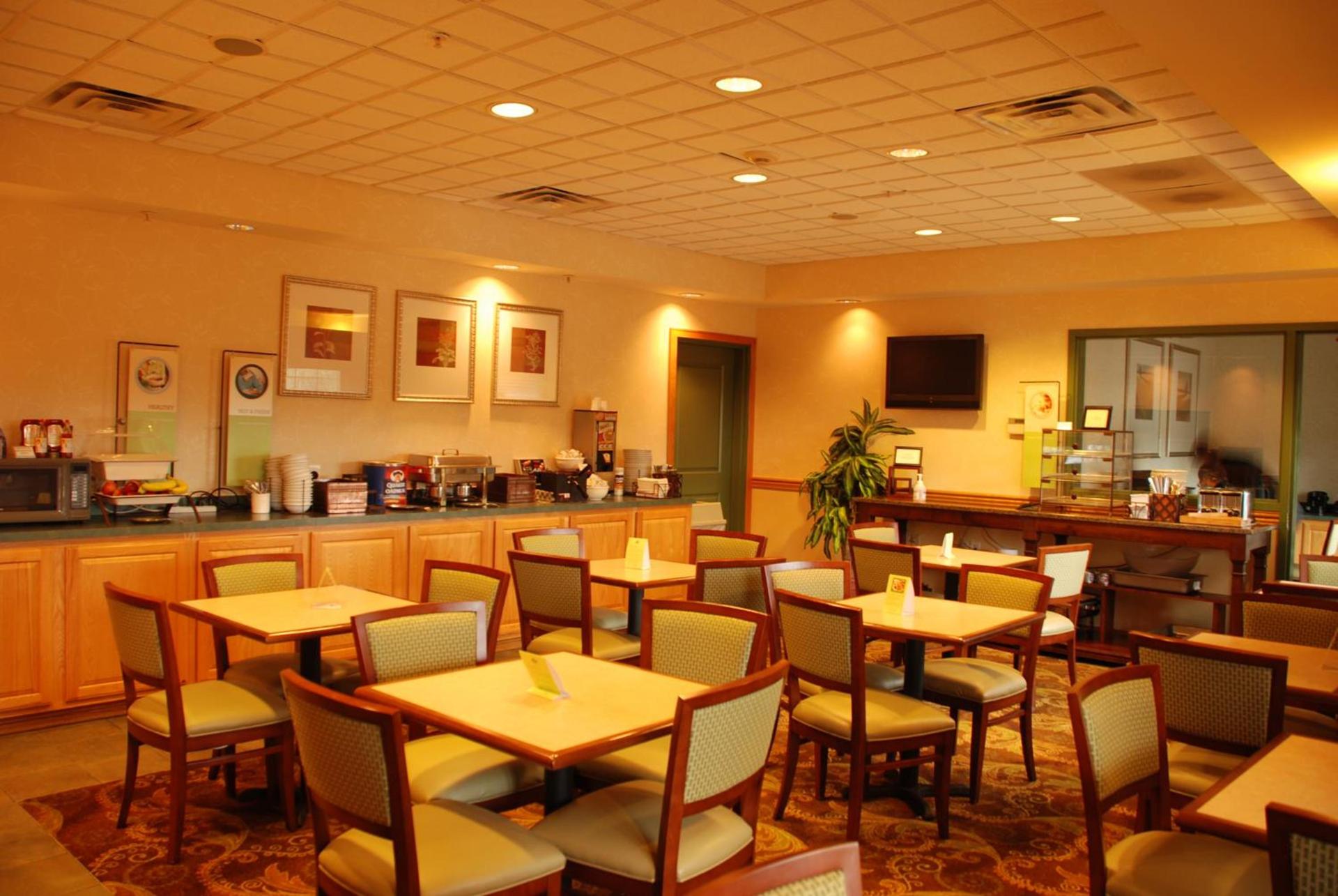 Country Inn & Suites by Radisson, Bel Air-Aberdeen, MD photo 45