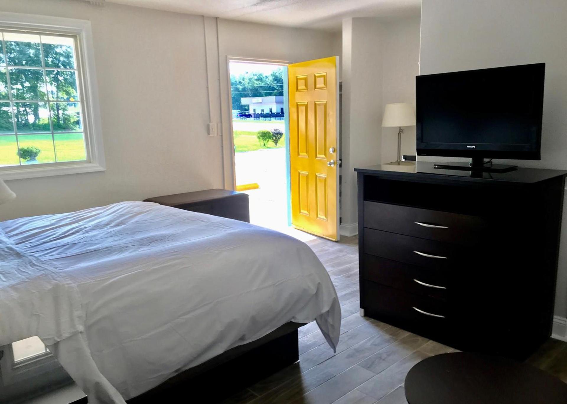 INN on 17 photo 6