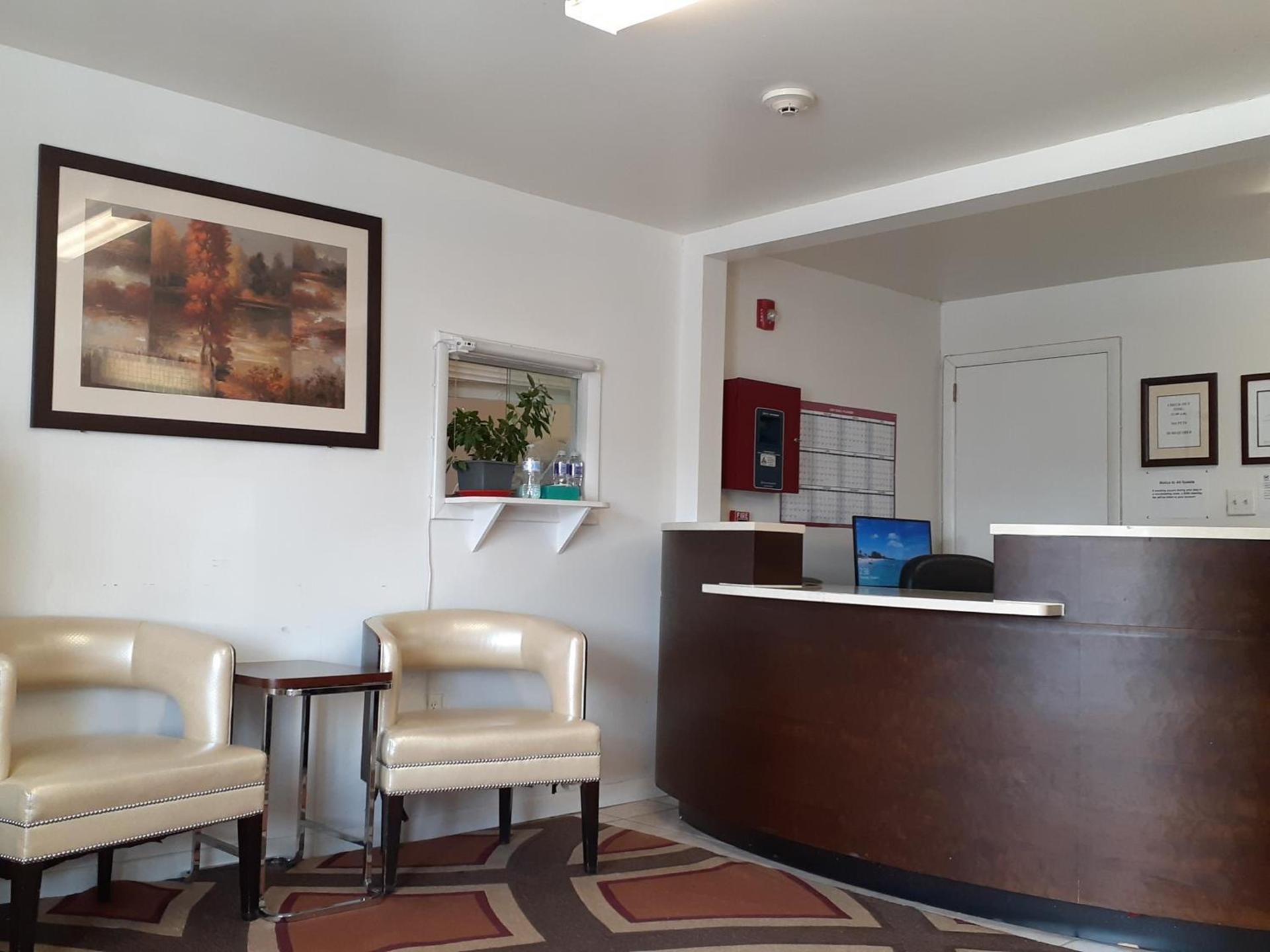 Cortland Motel photo 8