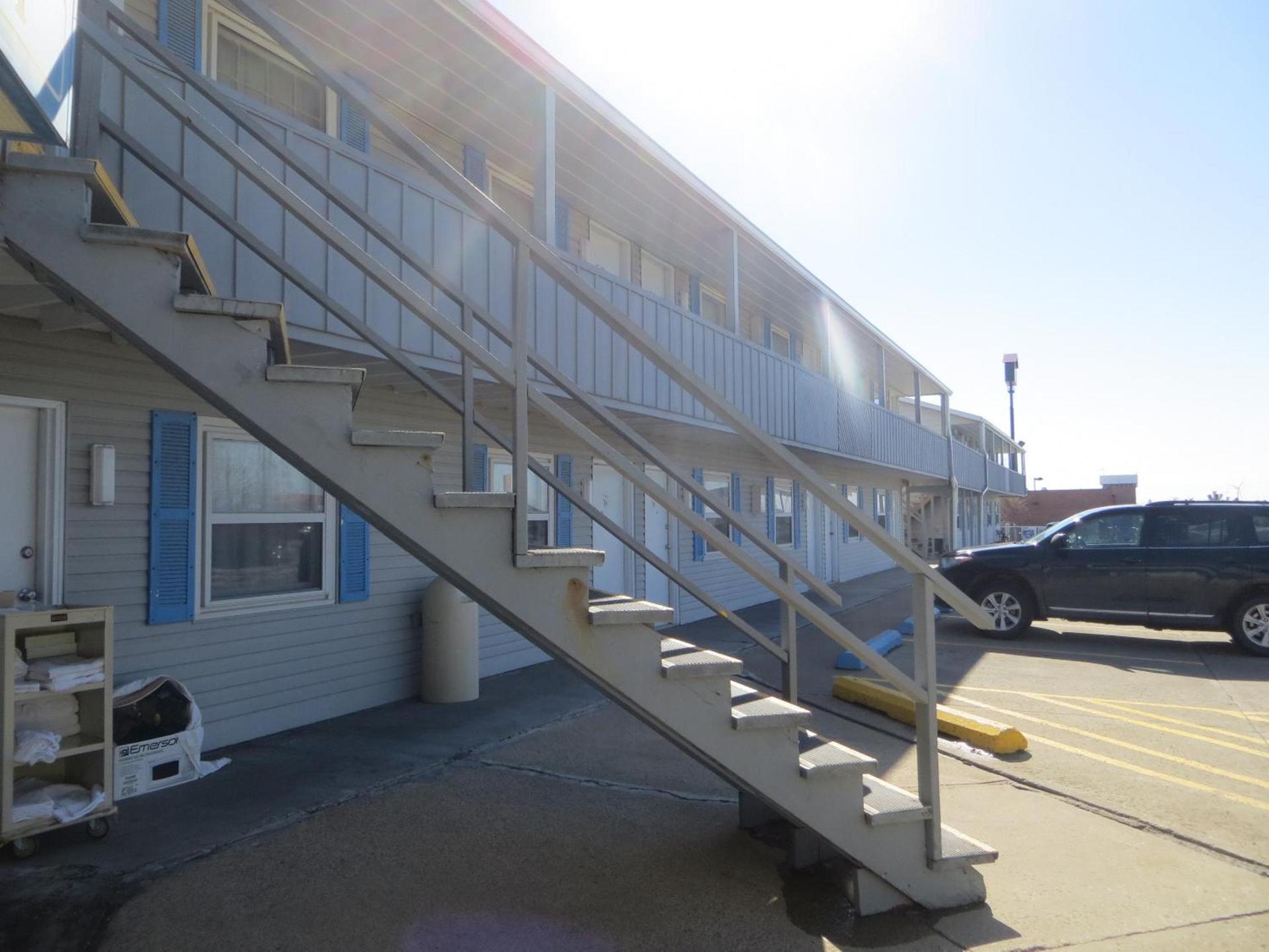 Budget Inn Adair photo 4