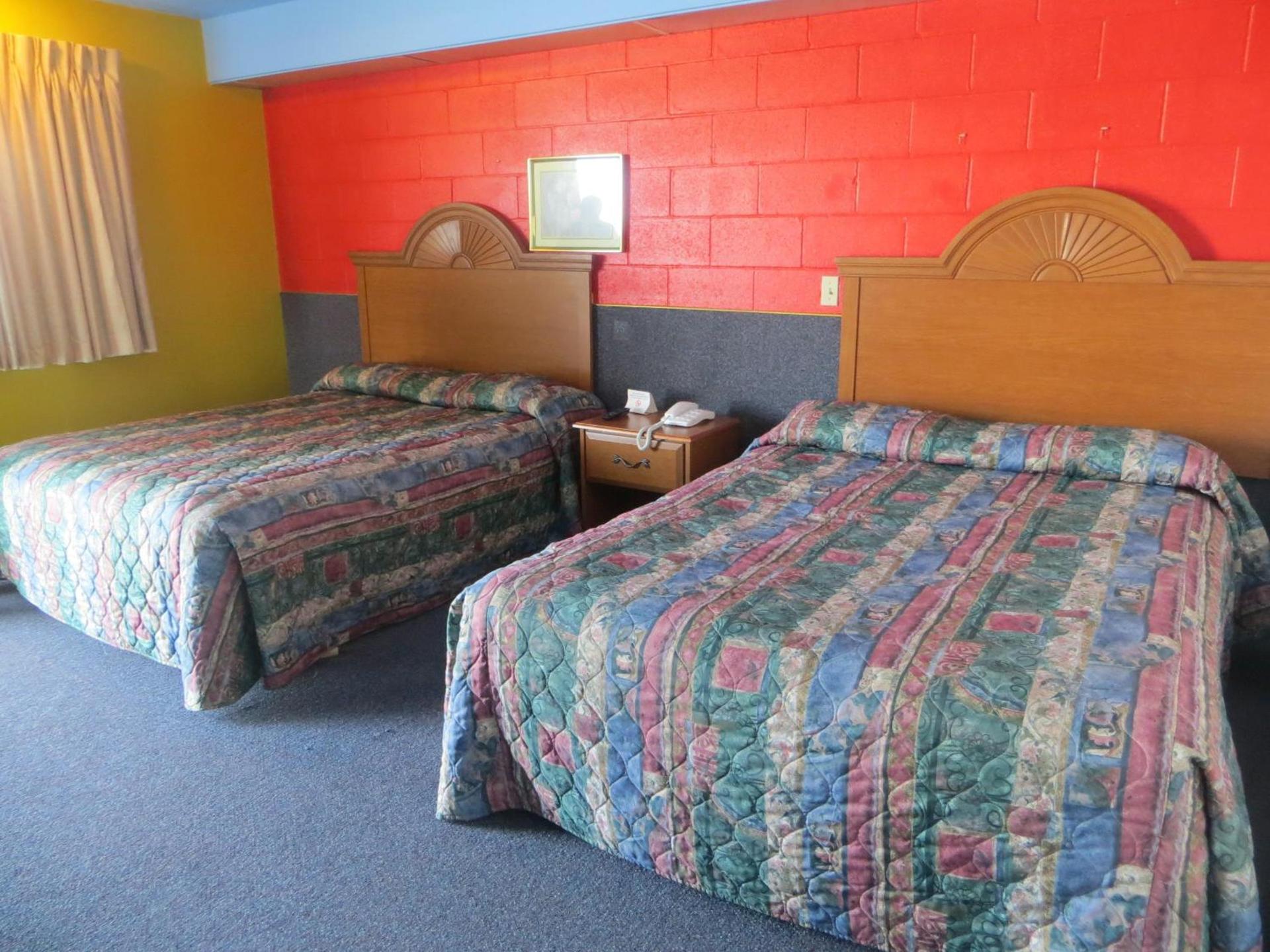 Budget Inn Adair photo 3